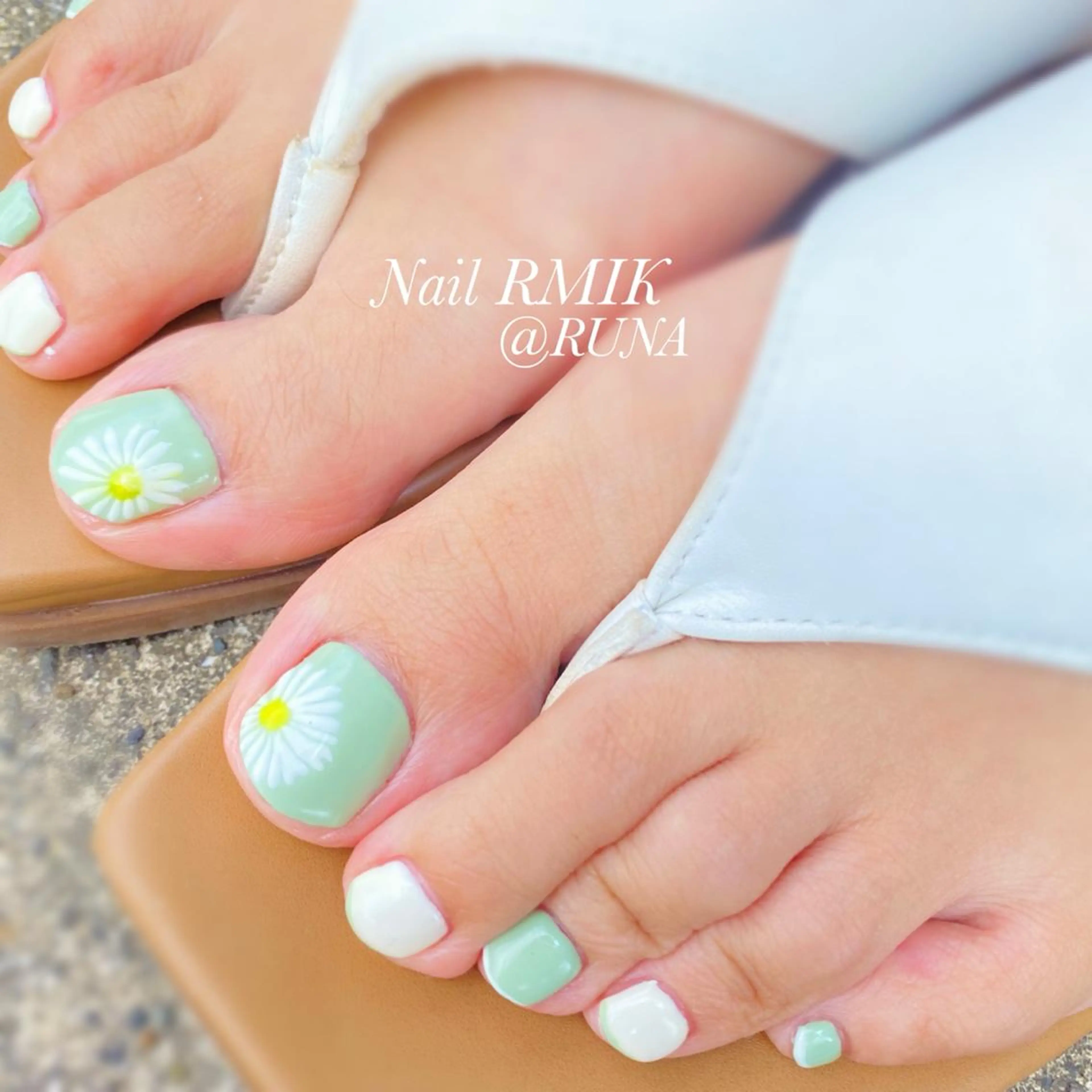 ネイル フットネイル nailsalon RMIKのネイルデザイン