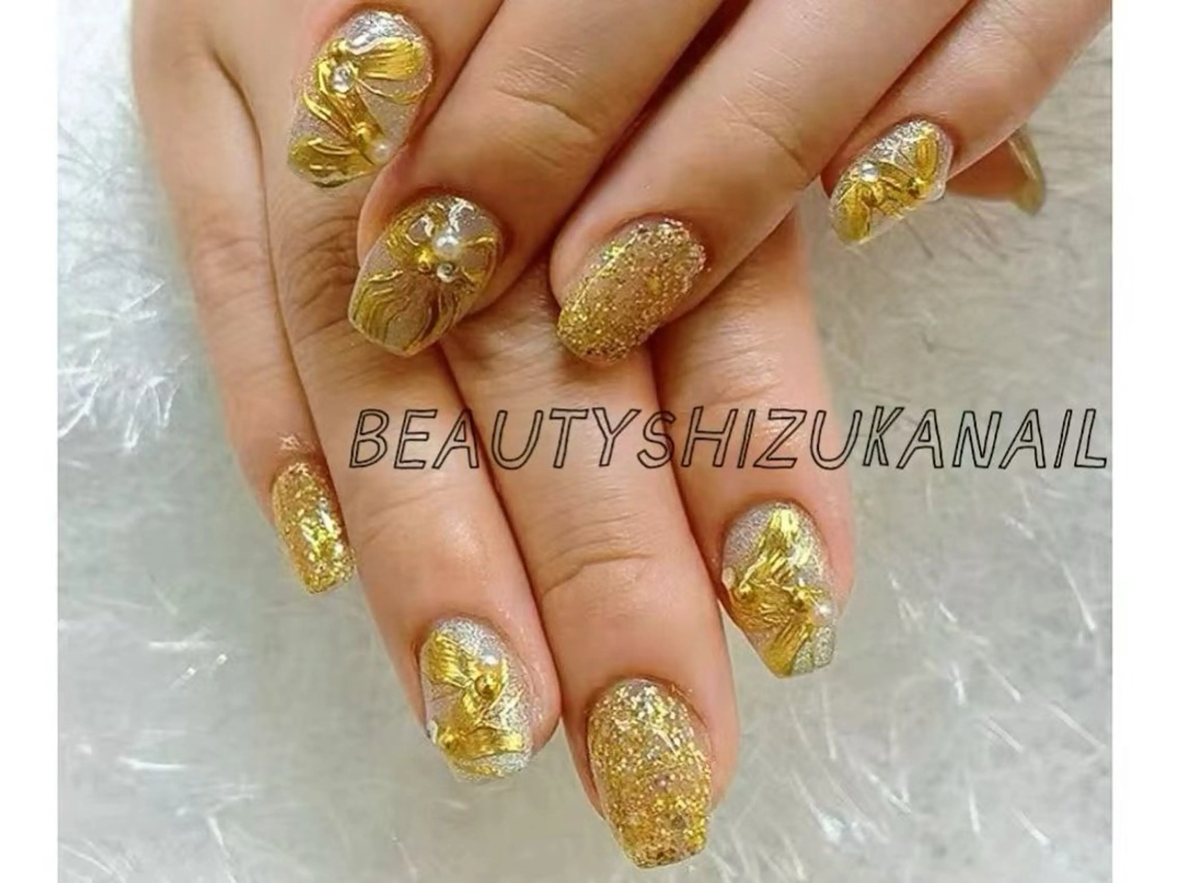 ネイル ハンドネイル 佐藤 依娜のネイルデザイン