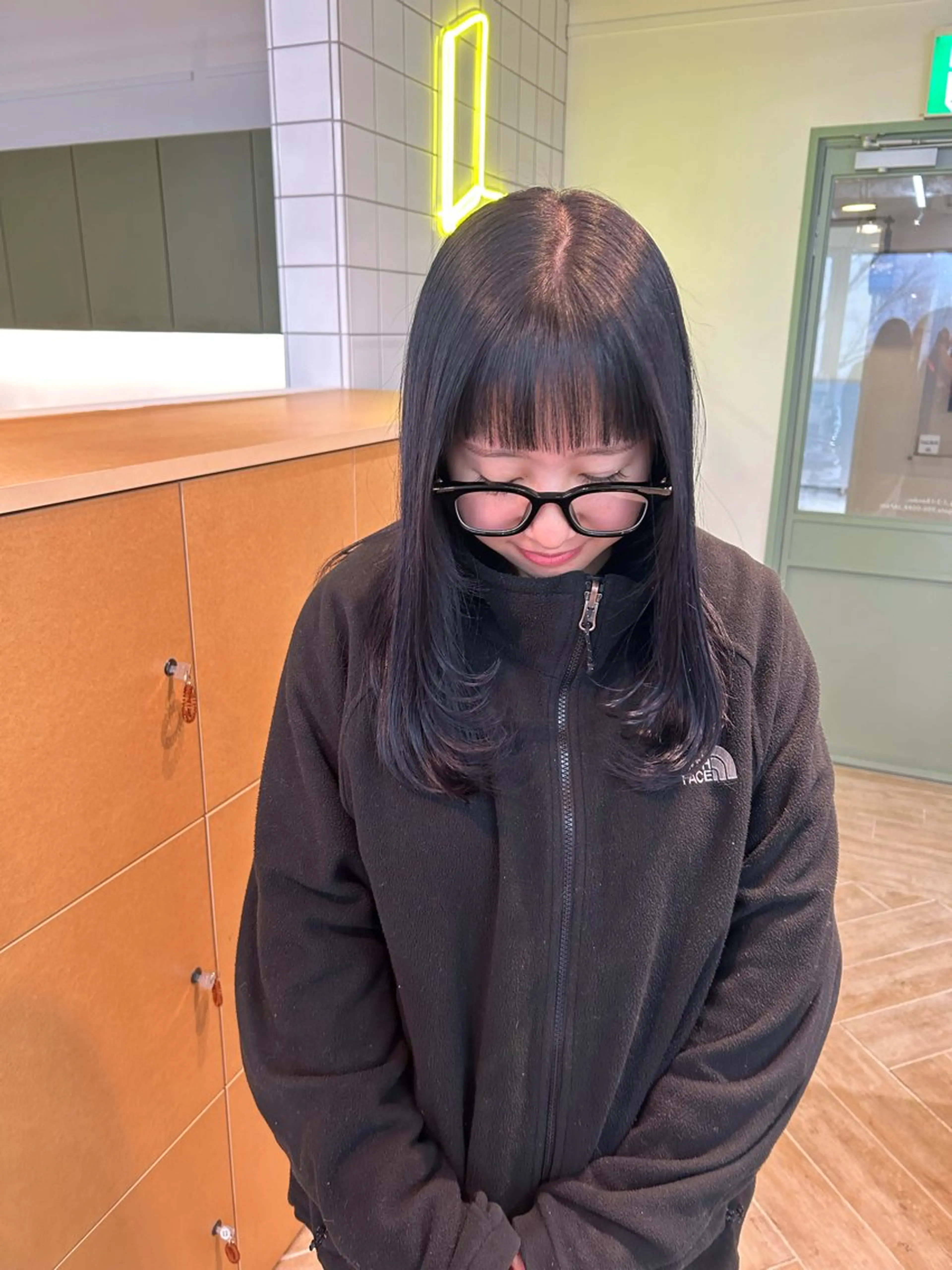 ロング カラー カット ヘアカラー トリートメント ベージュ/ダブルカラ ー/新潟駅/青柳萌果のヘアスタイル