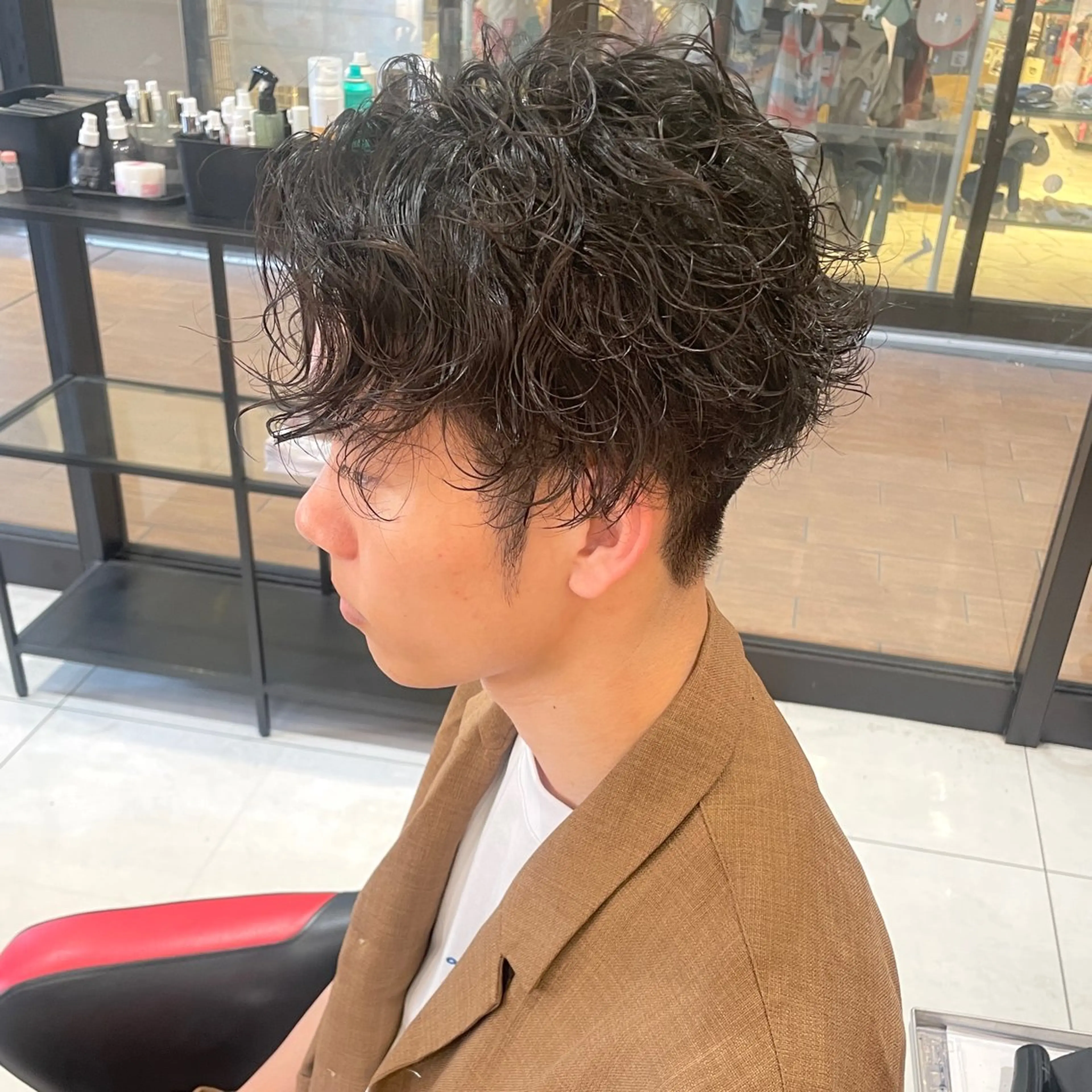 ショート パーマ メンズ メンズパーマ 波巻きパーマ カット パーマ メンズヘア特化 崎田 成人のヘアスタイル