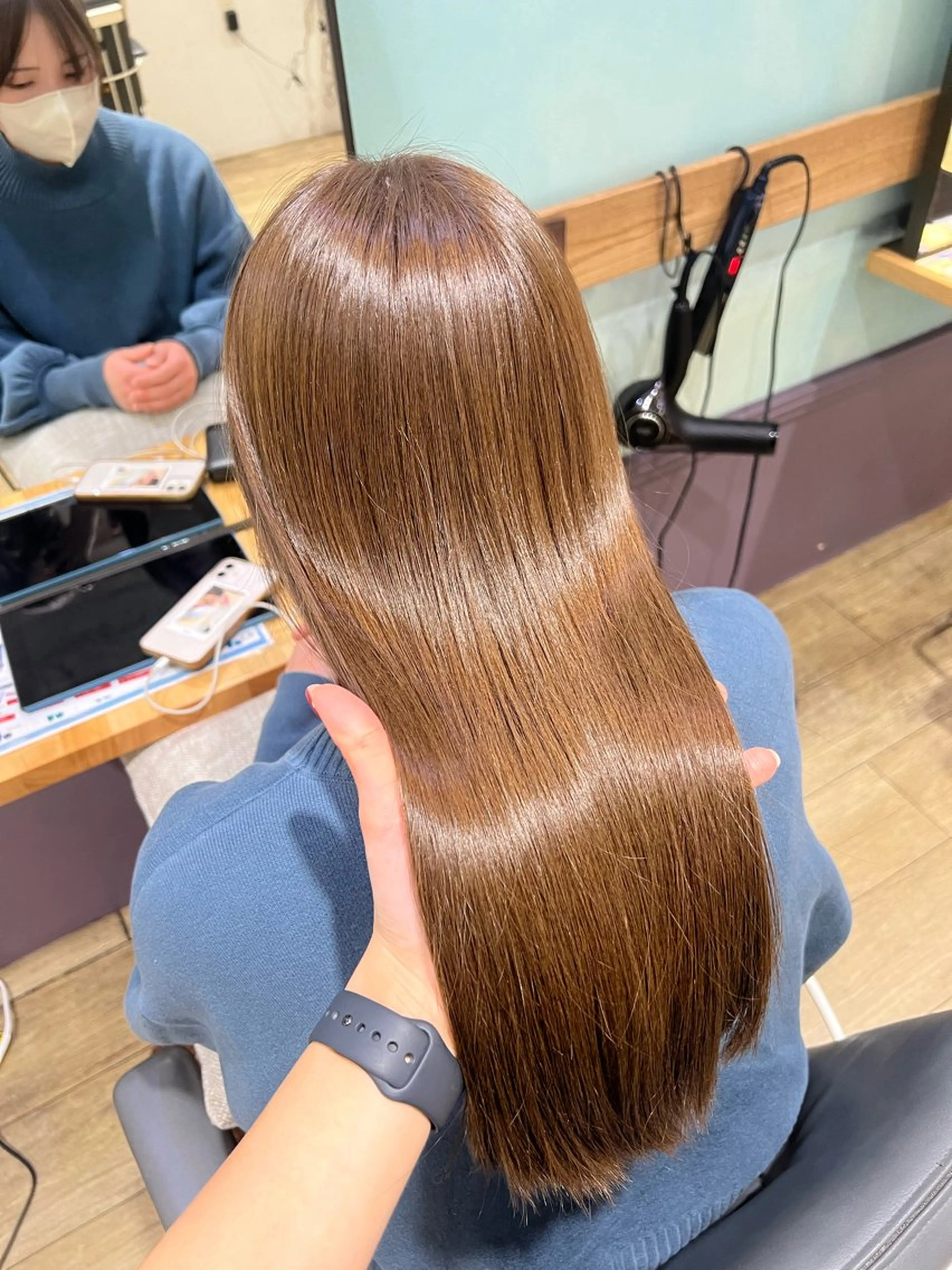 セミロング カラー ヘアカラー ミディアムレイヤー/ 艶カラー🎀　emiのヘアスタイル