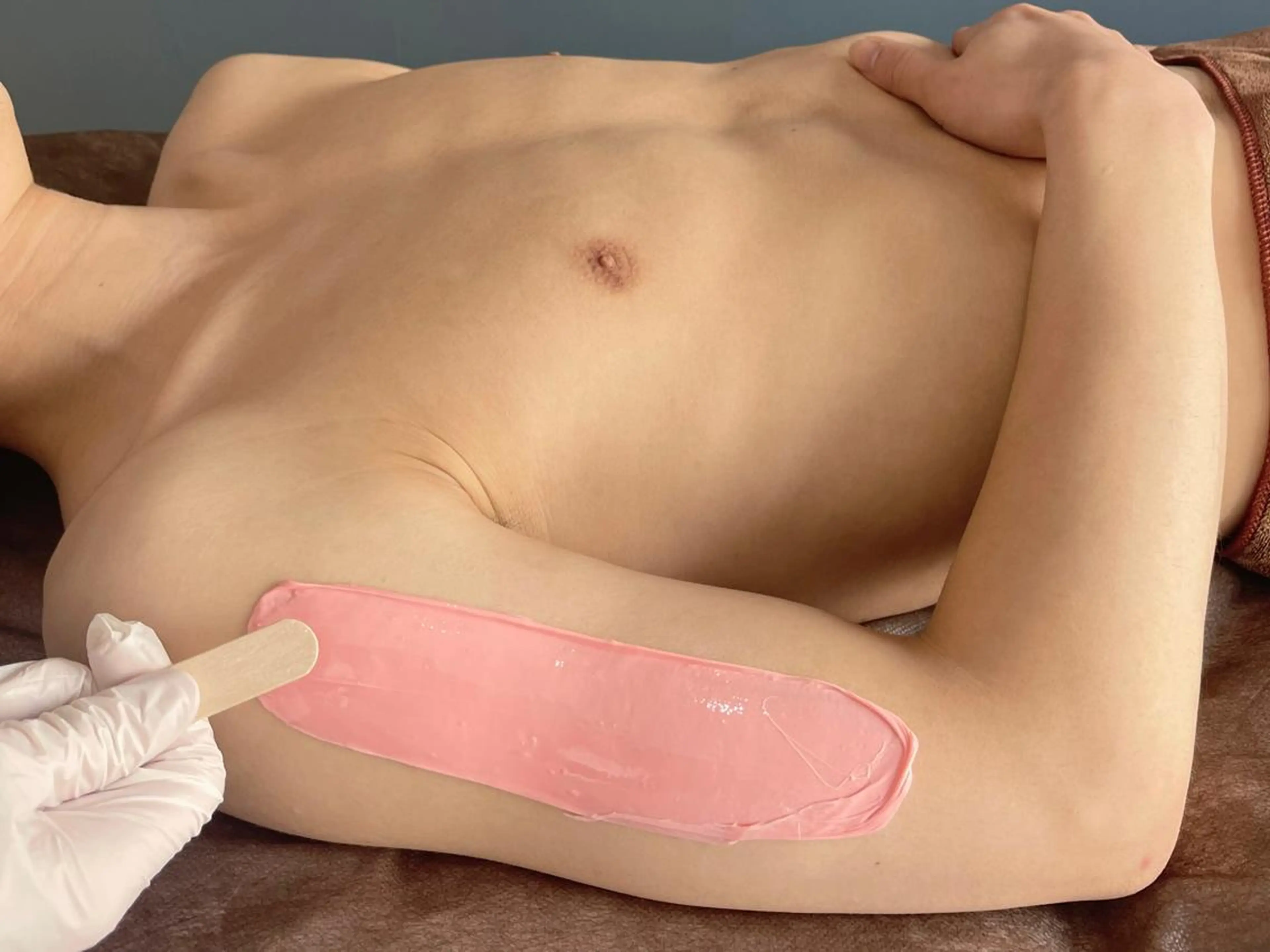 メンズ眉毛ITSUK Iメンズ専門　新宿の眉毛・アイブロウイメージ