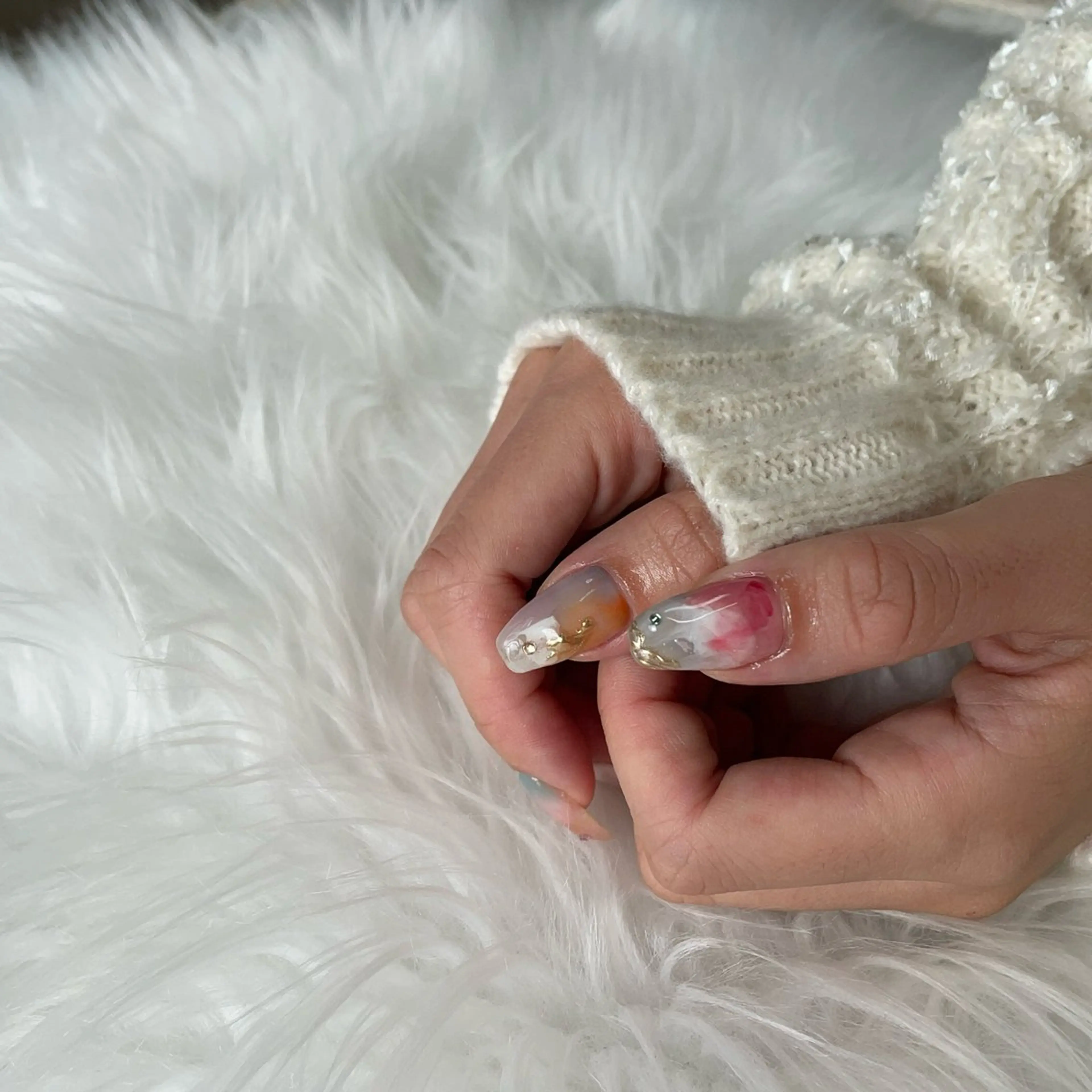 ネイル ニュアンスネイル ハンドネイル フットネイル chai大阪上本町 sayakaのネイルデザイン