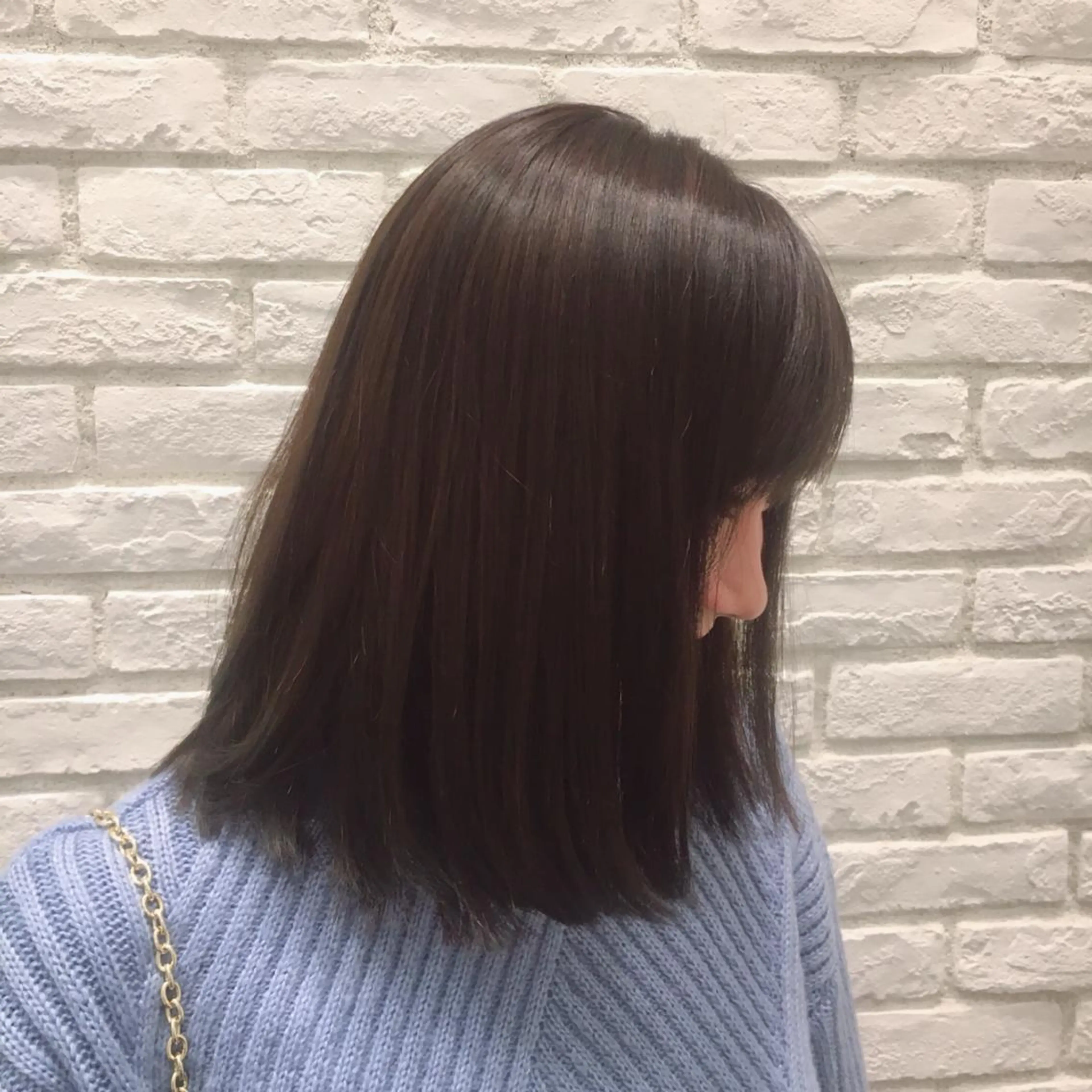 セミロング ミドウチ アヤカのヘアスタイル
