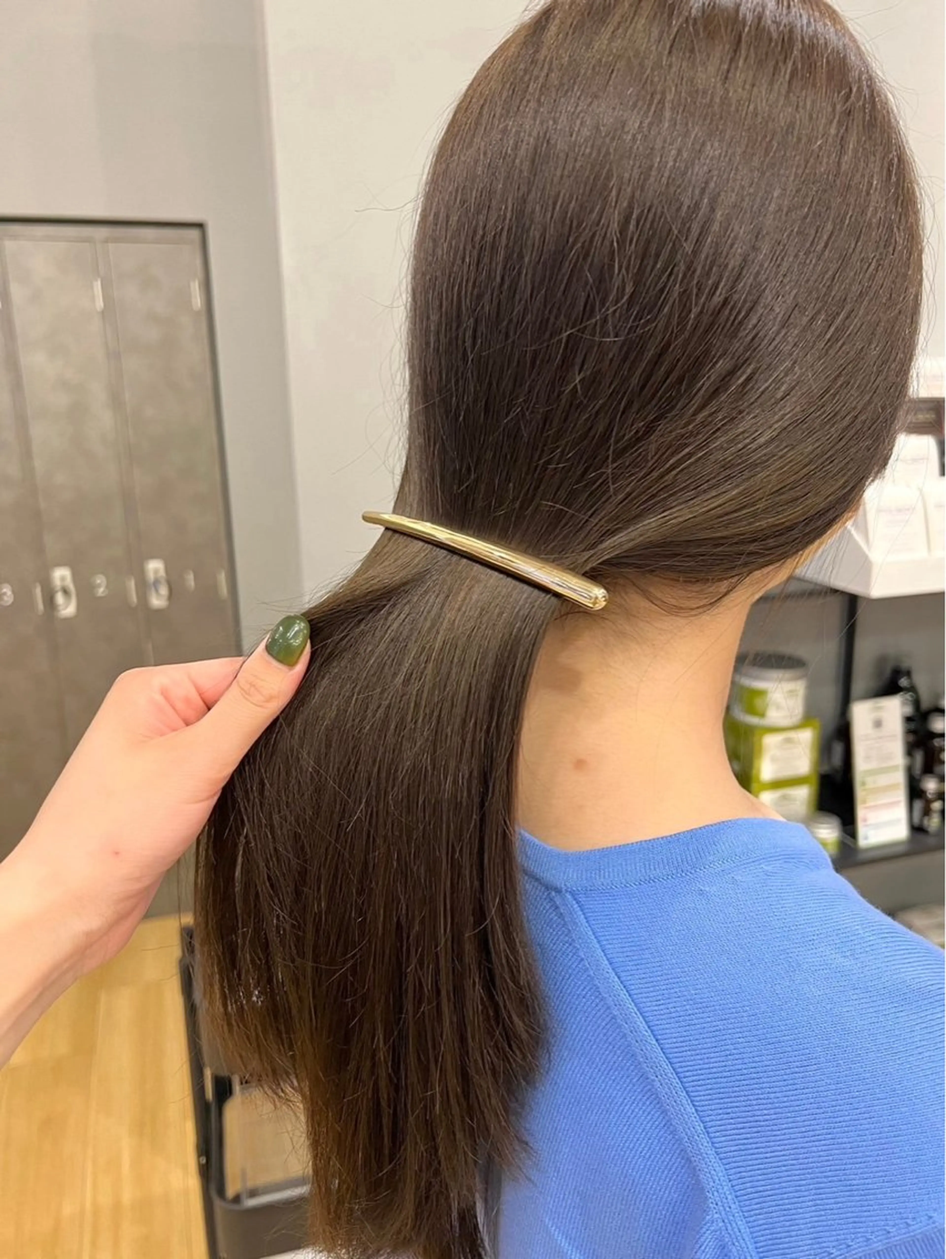 ロング カラー オリーブカラー GIEN Nu ＋ 平馬和奈のヘアスタイル