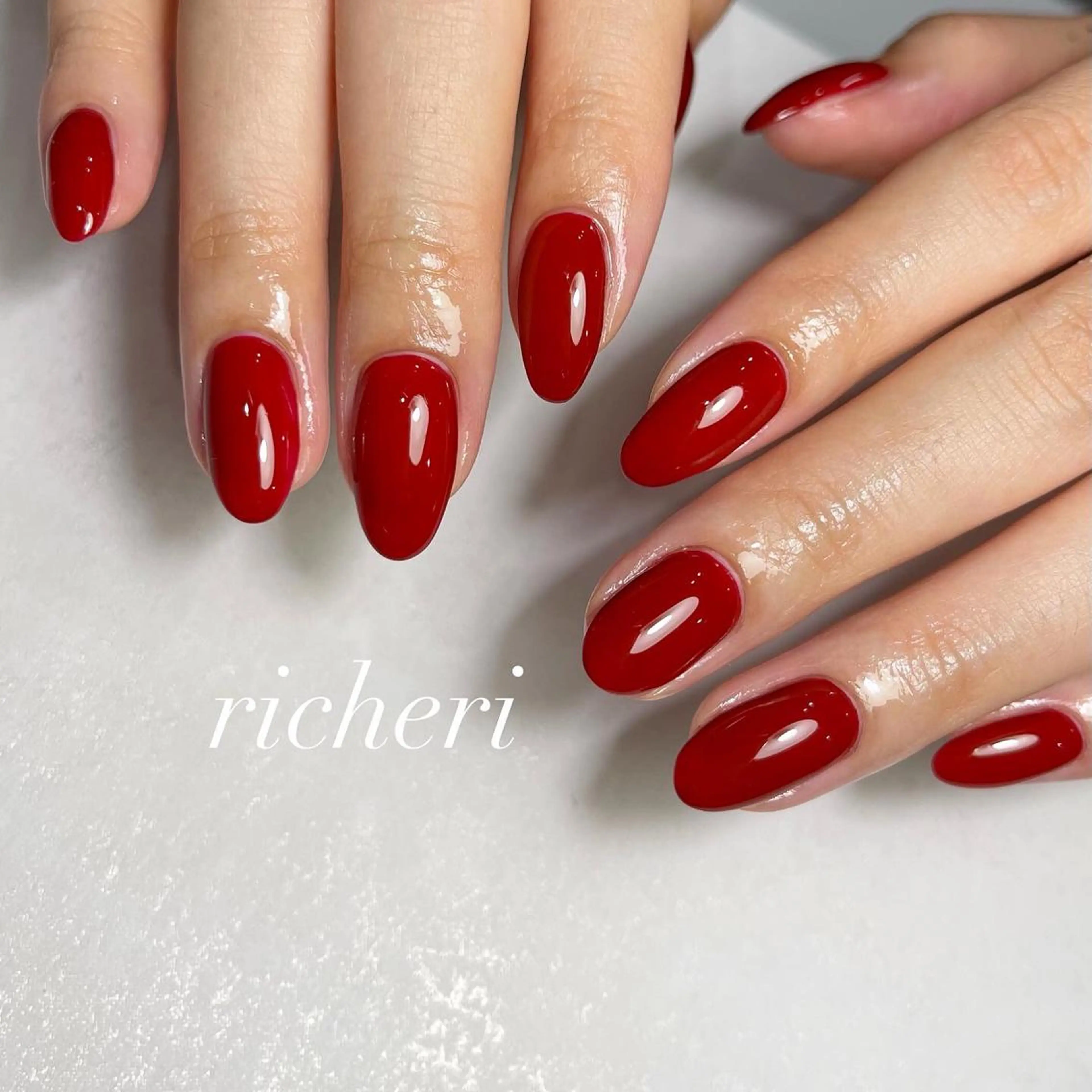 ミディアム ネイル 韓国風ヘア アートネイル ボルドー フレンチネイル ジェルネイル richeri beautyのエステ・リラクイメージ