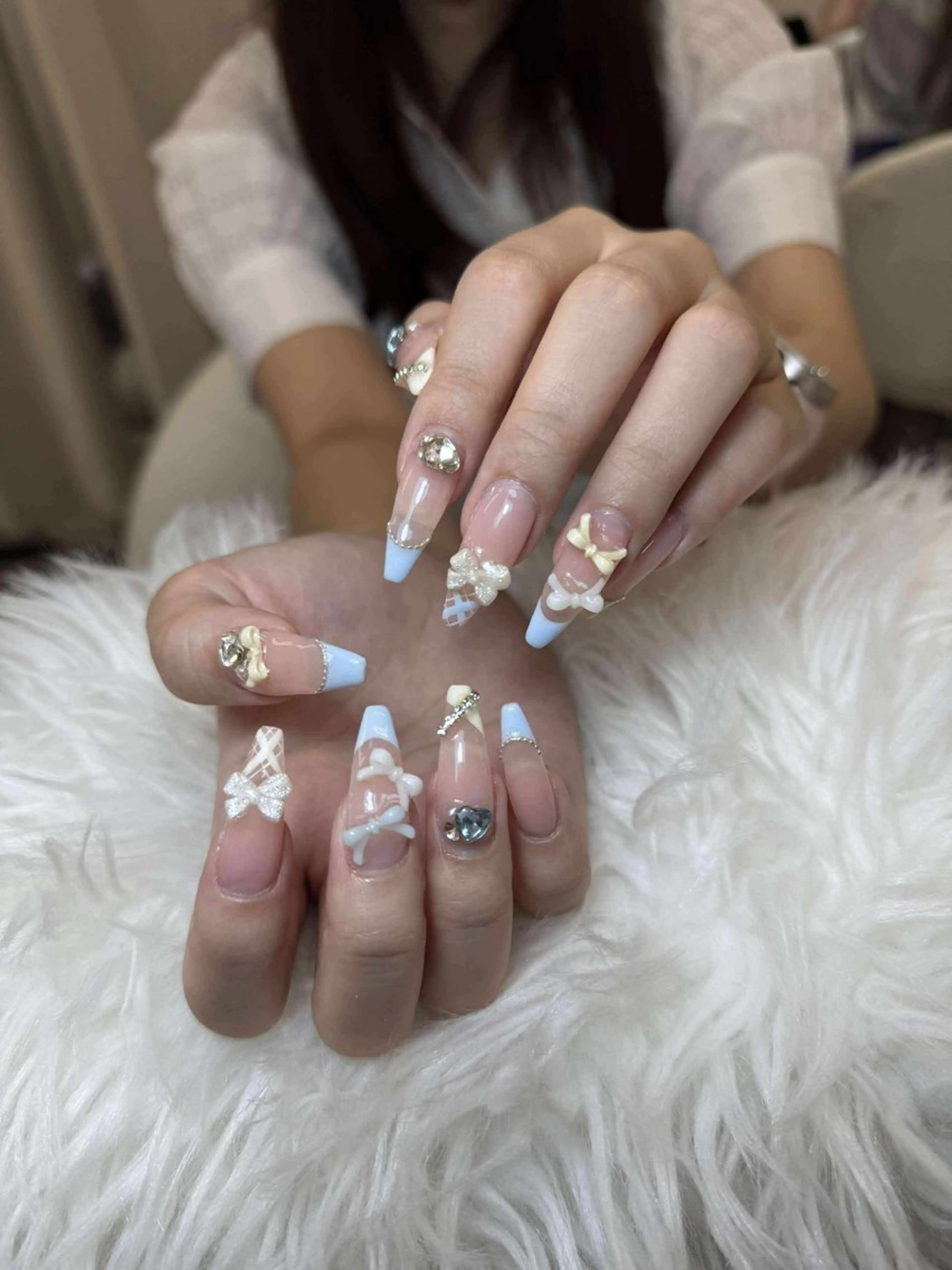 ネイル ハンドネイル ハンドケア Anh Nail 歌舞伎町のネイルデザイン