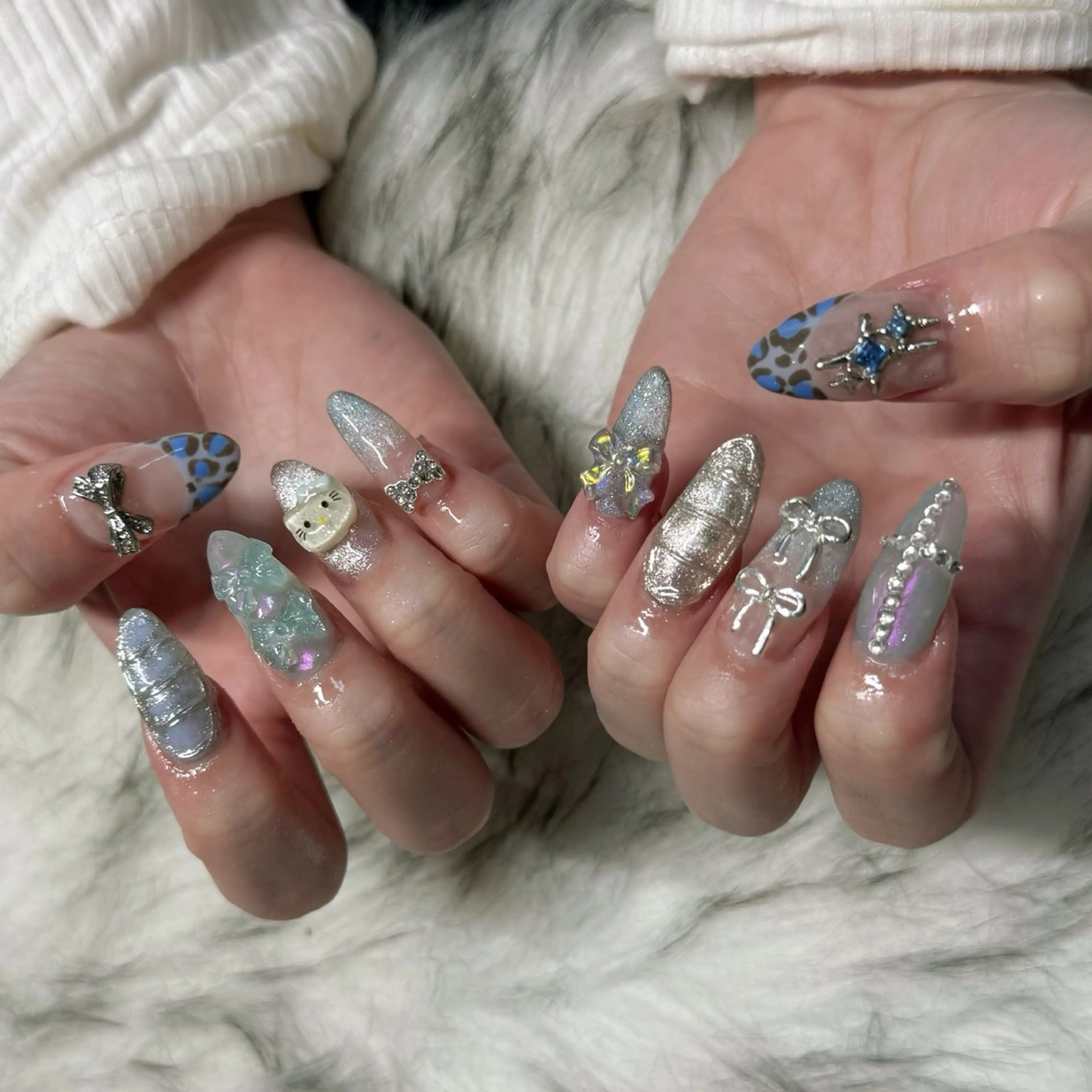 ロング ハンドネイル mao .のネイルデザイン