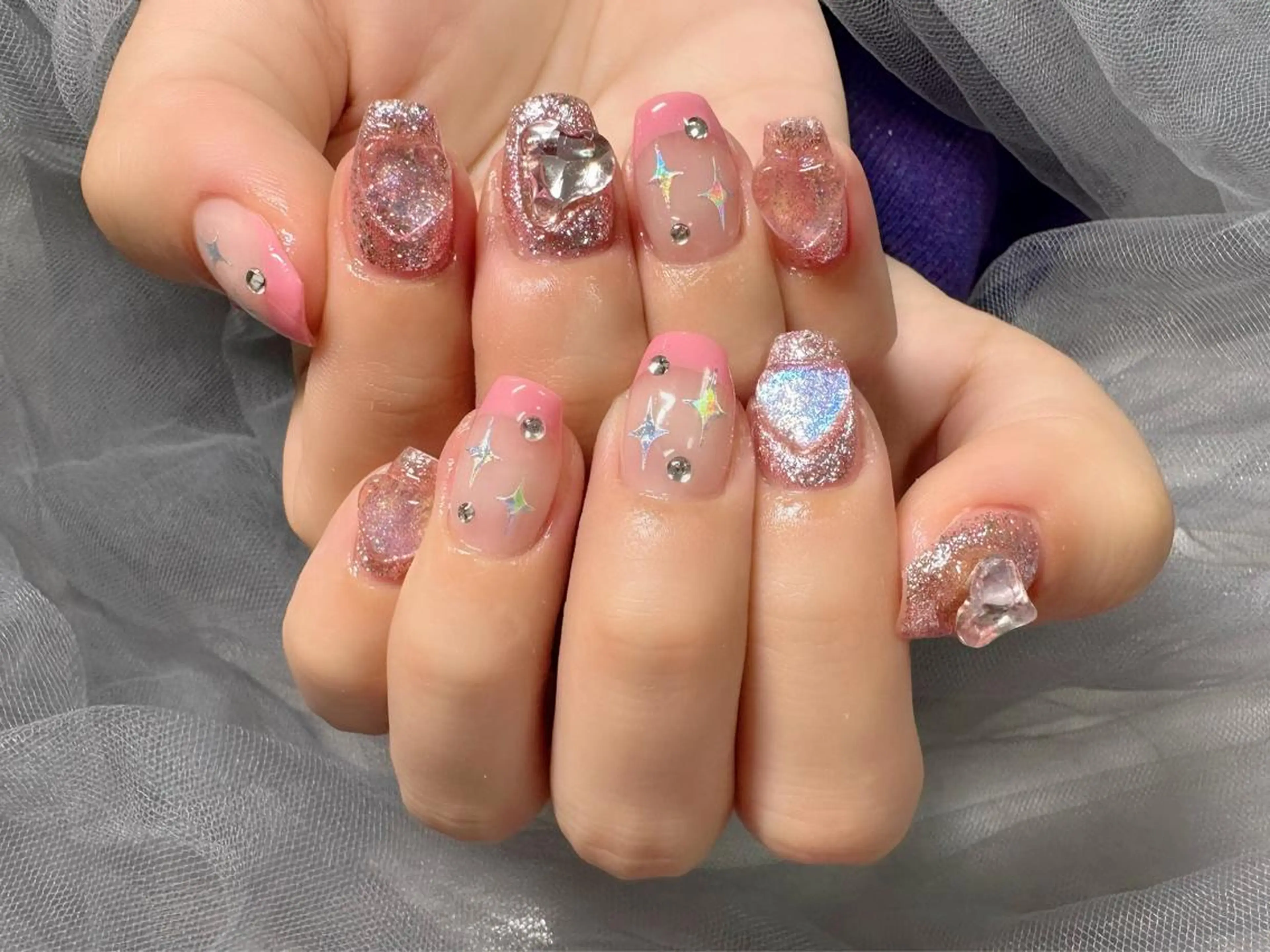 ネイル フレンチネイル ハート ラメ(グリッター) ピンク ハンドネイル Nail Salon KURELLYのネイルデザイン