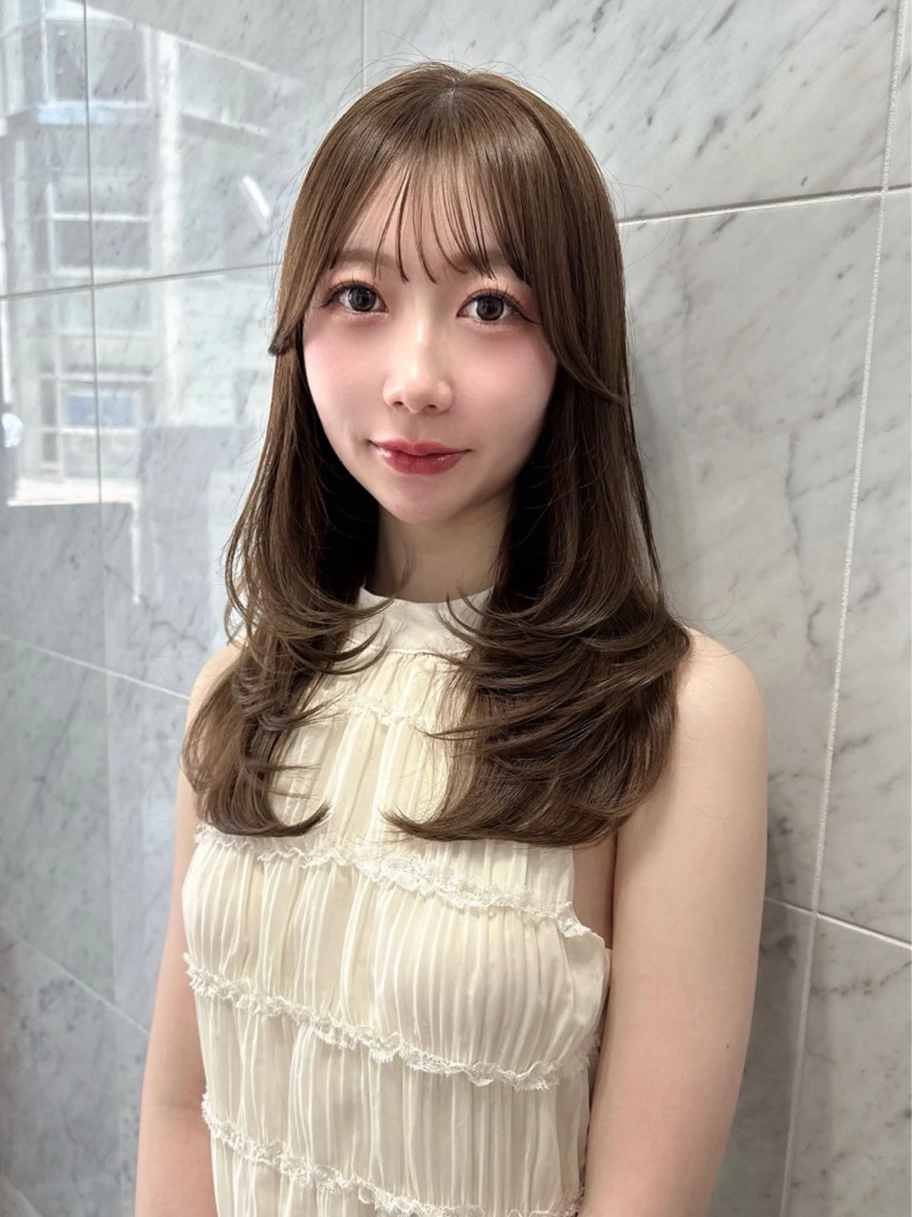 ミディアム カラー カット ヘアカラー トリートメント 木屋元一/透明感 /前髪/ショートボブのヘアスタイル