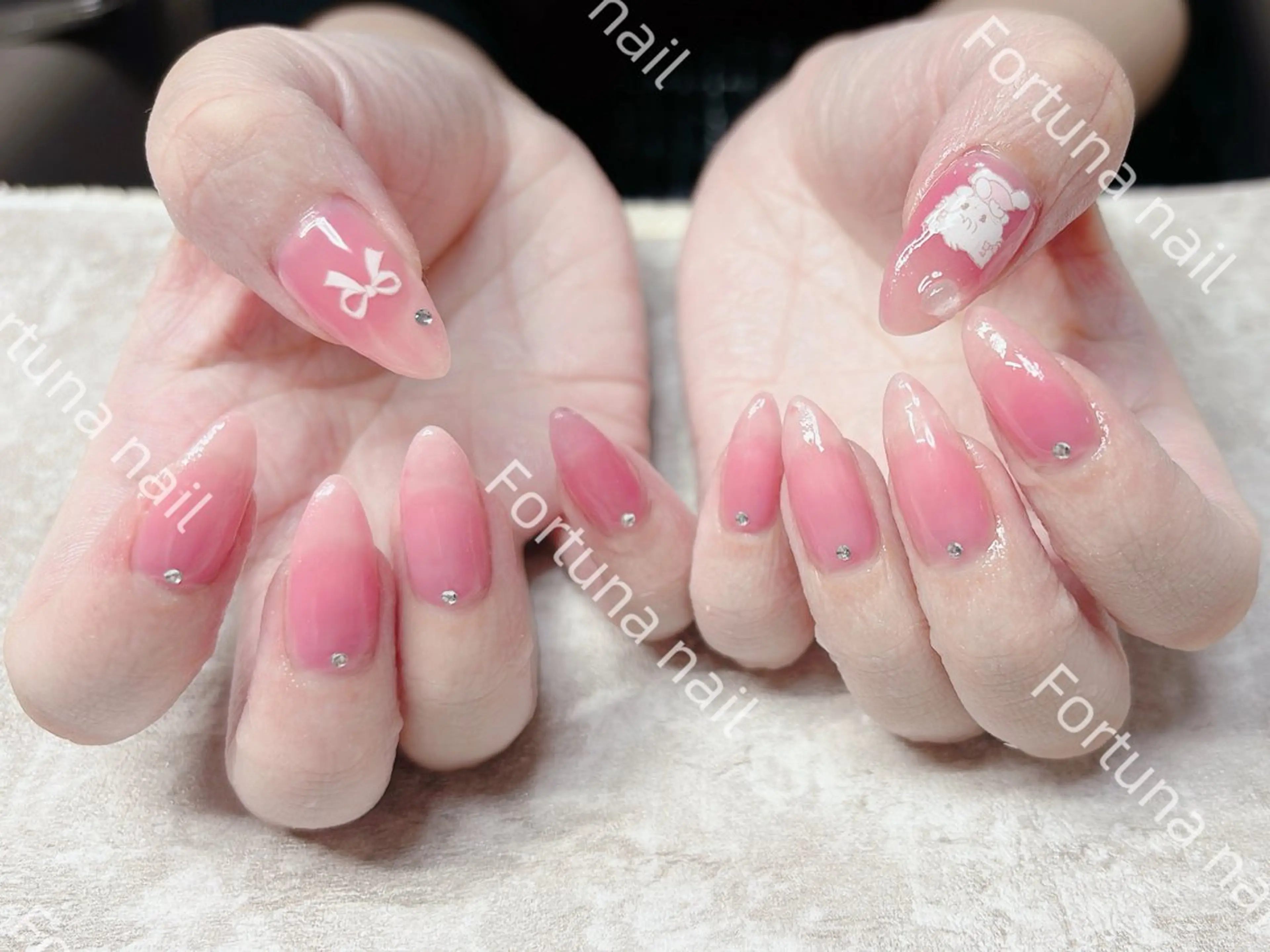 ネイル ハンドネイル ハンドケア Nail •Head スパFortunaのネイルデザイン