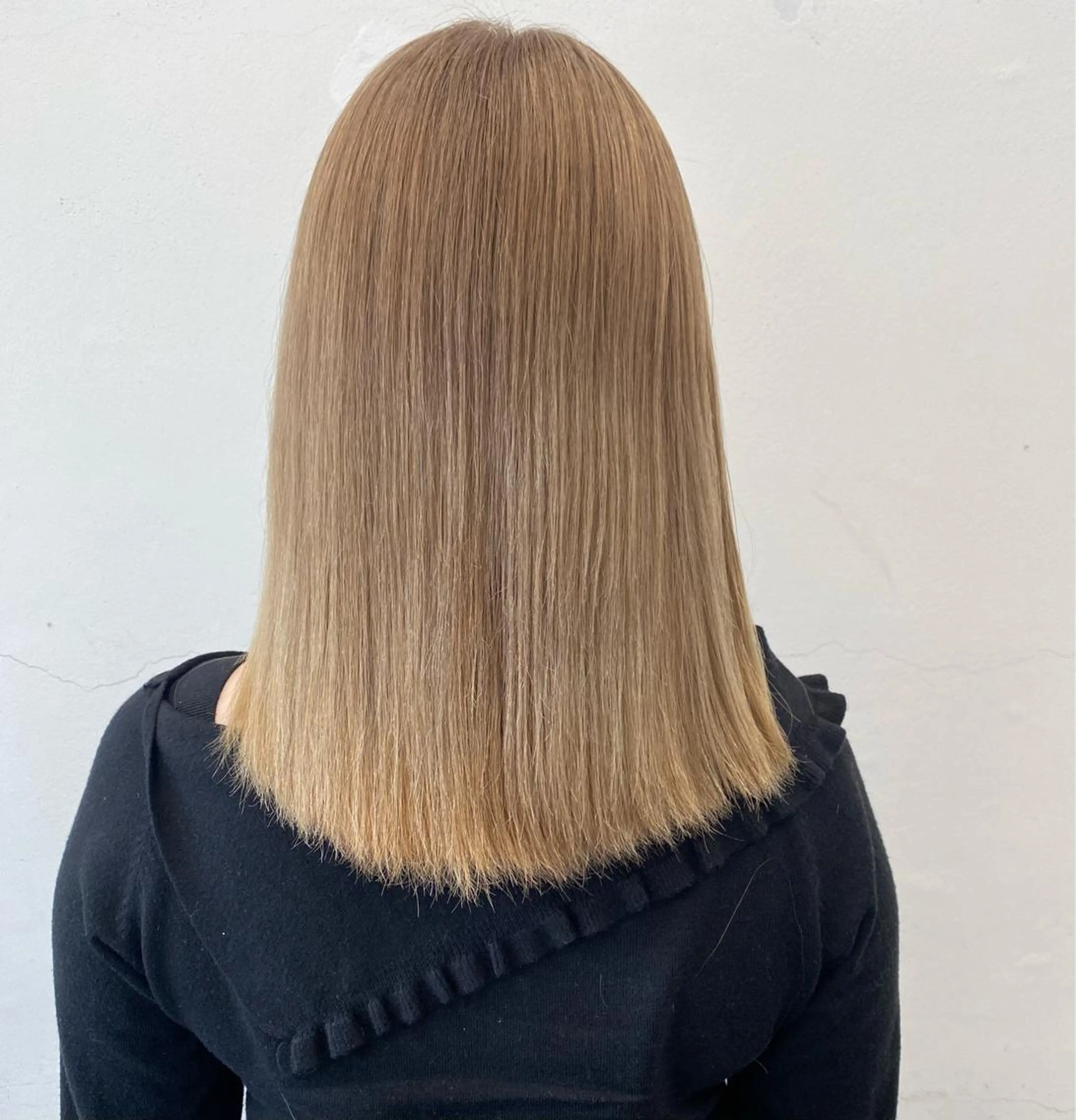 ミディアム カラー ブリーチ　ハイトーン 特化🌈フジタハルキのヘアスタイル