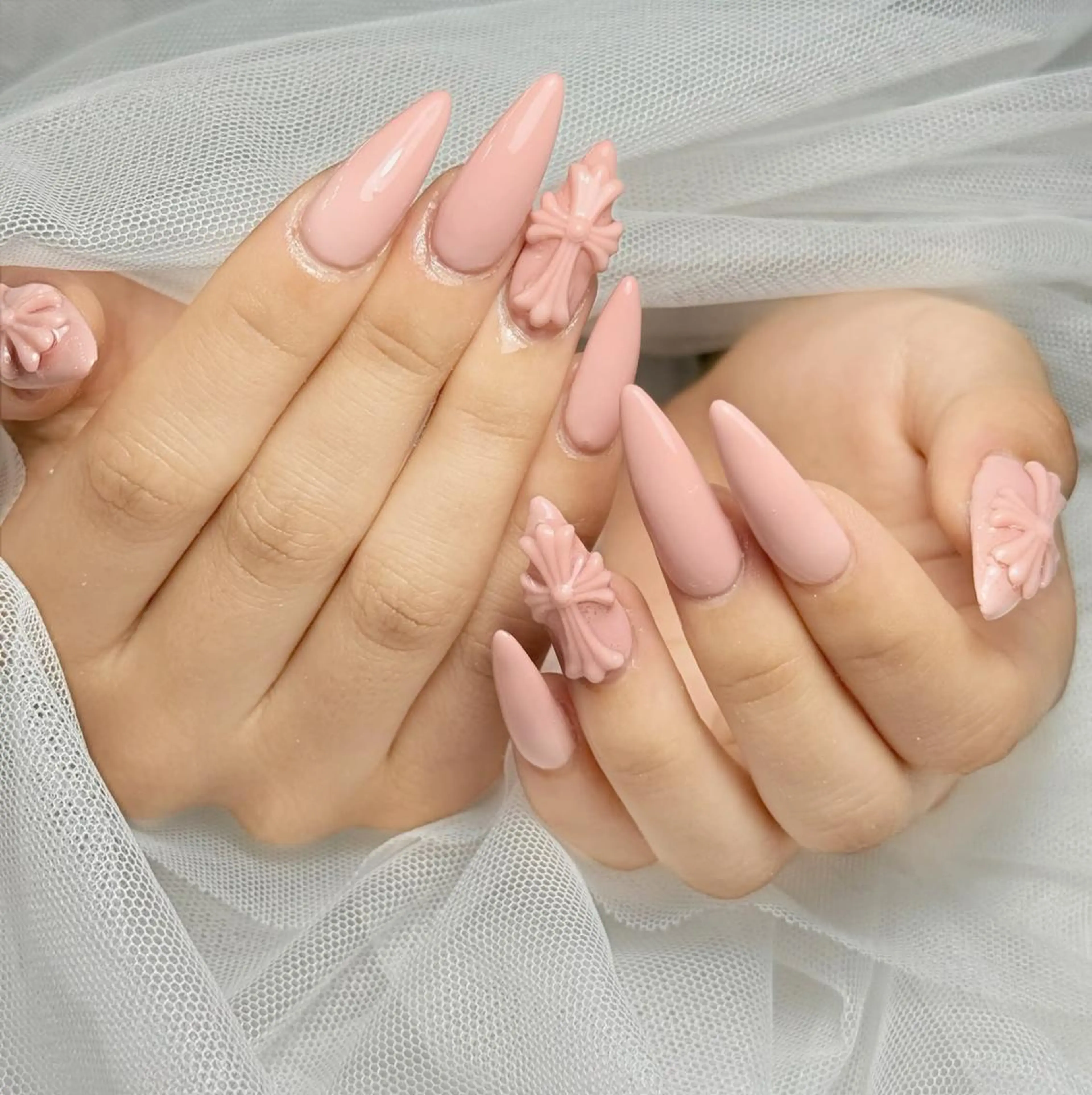 ロング カラー グラデーションカラー 韓国風ヘア ハンドネイル 波 なみのネイルデザイン