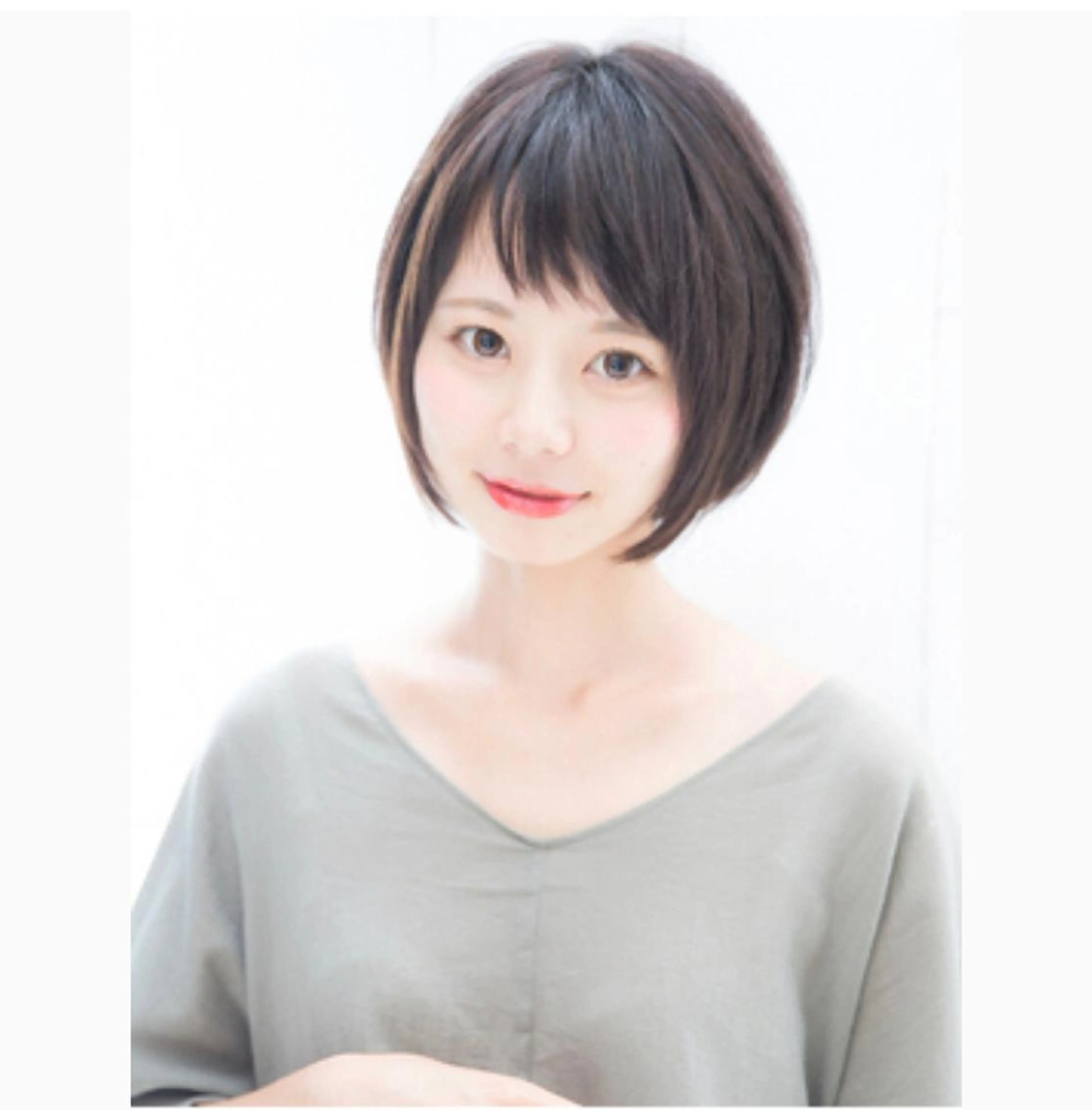 ショート 🇰🇷韓国風艶髪✨ 髪質改善 倉岡しおんのヘアスタイル