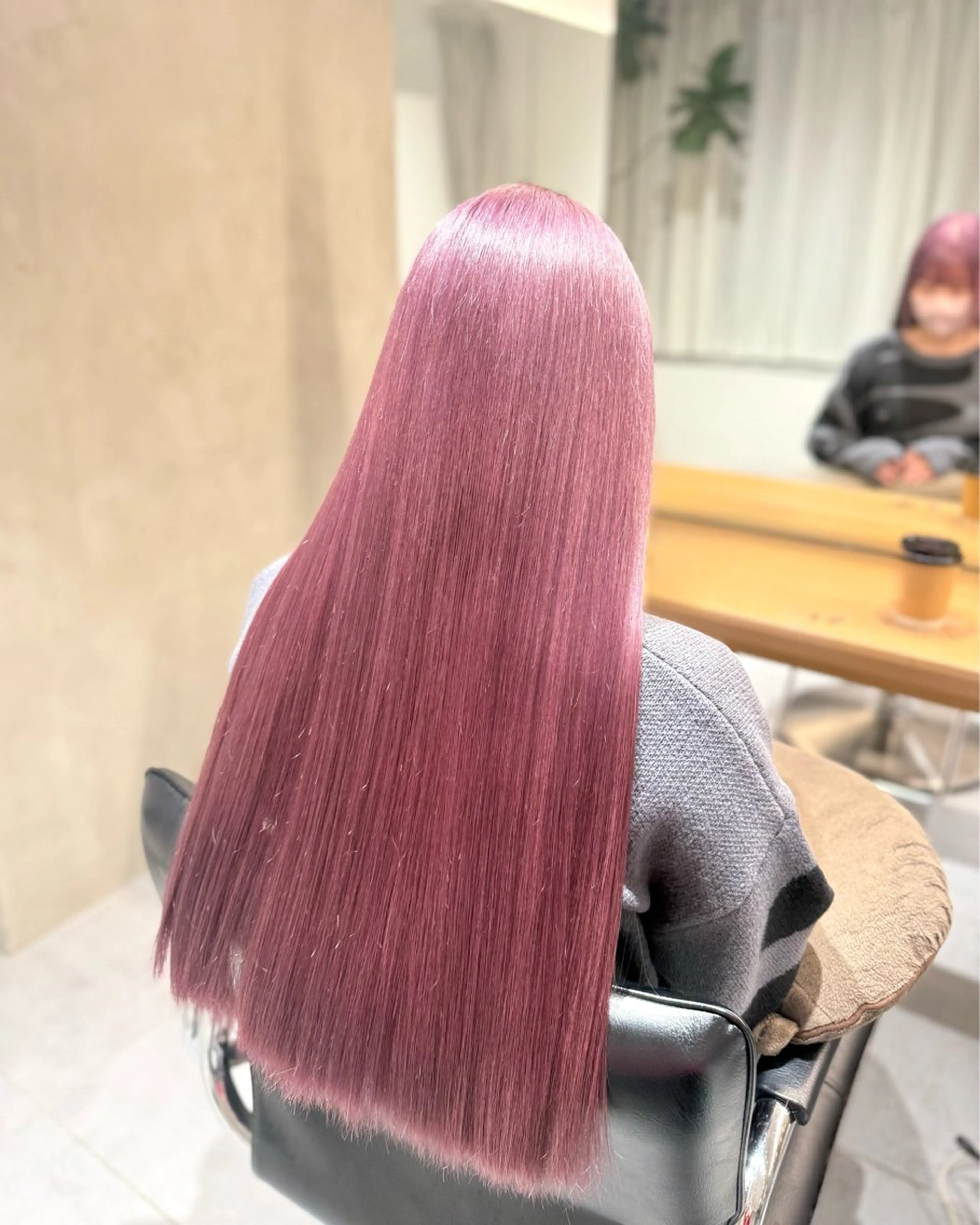 ロング カラー ブリーチ ハイトーンカラー ラベンダーカラー ラベンダーピンク ピンクカラー ヘアカラー トリートメント ツヤ髪/韓国ヘア 💎Nokaのヘアスタイル