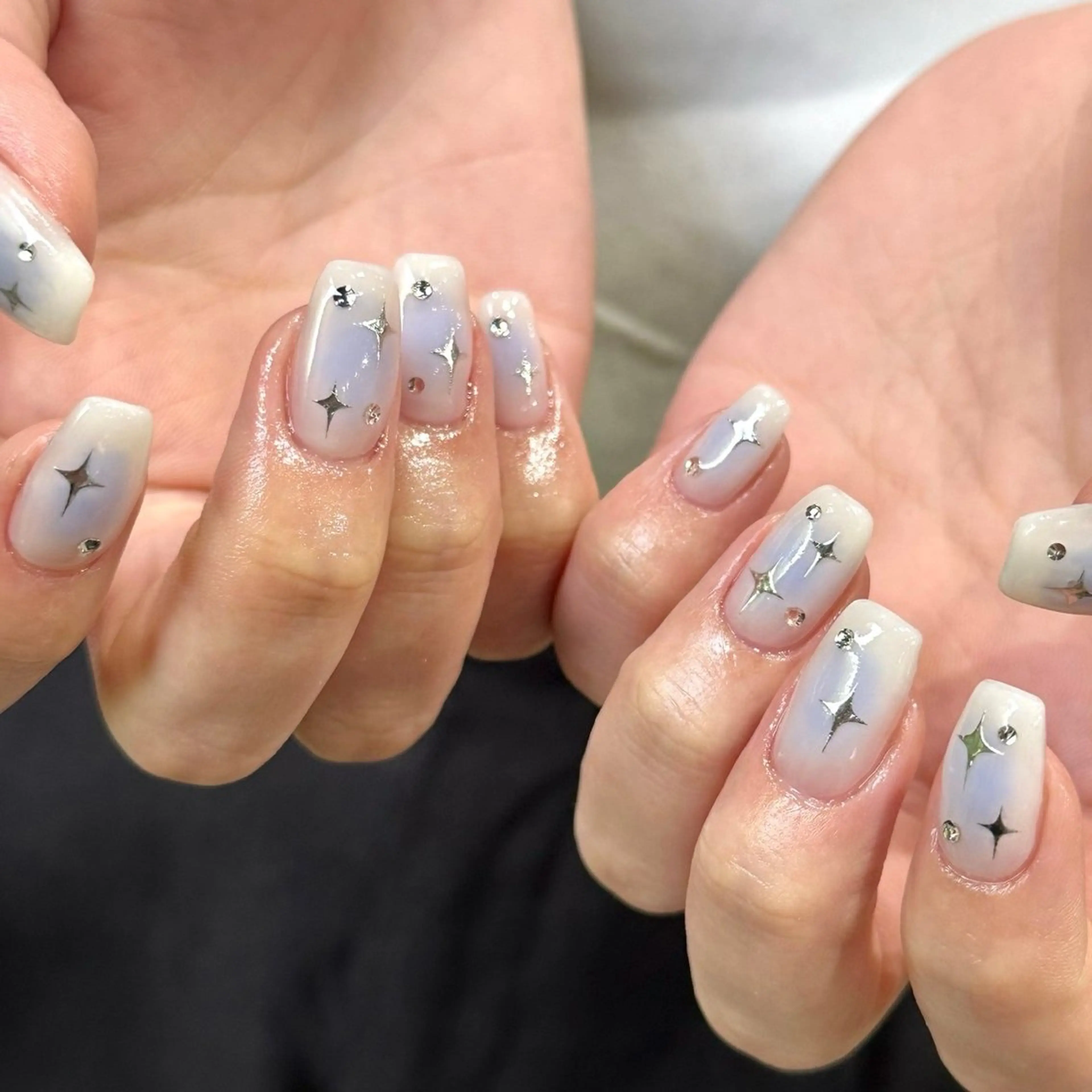 ネイル ハンドネイル 水戸 彩夏のネイルデザイン