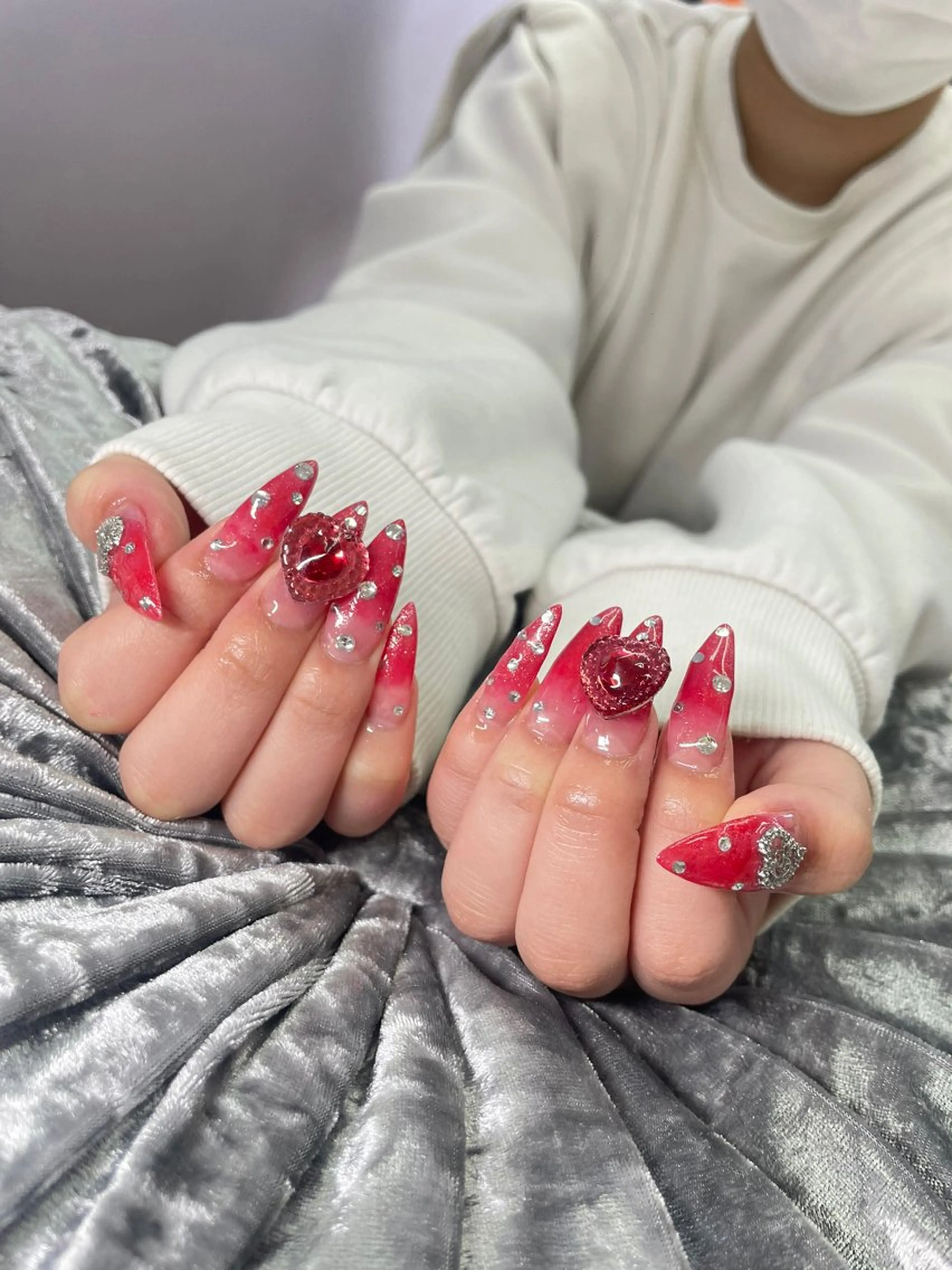 ネイル ハンドネイル Mumu眉毛,ネイル モデル募集中🪄のネイルデザイン