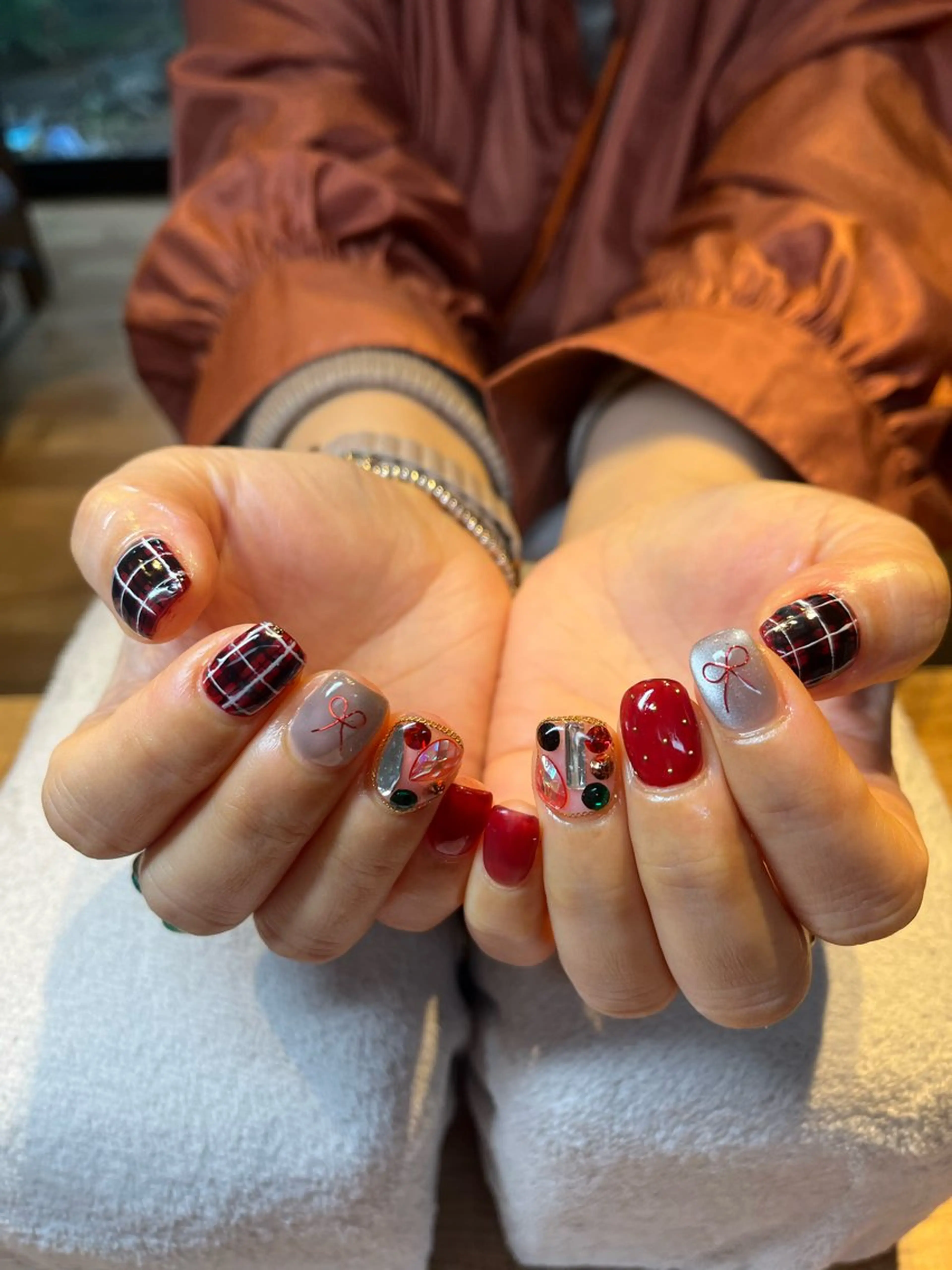 ネイル ハンドネイル ouchi.de.nail所属・ouchi. de.nailのネイルデザイン