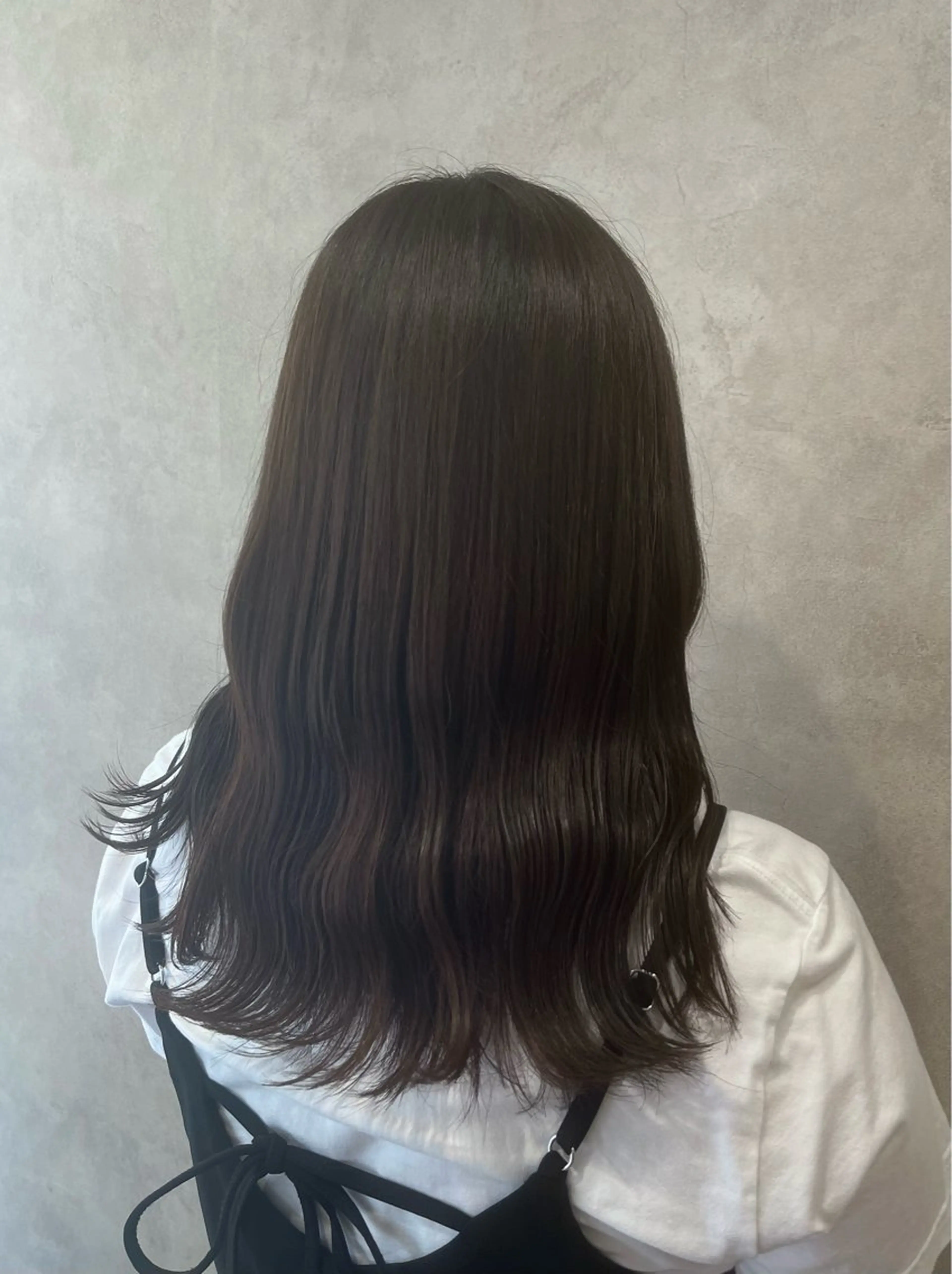 セミロング カラー Manami / Locoのヘアスタイル