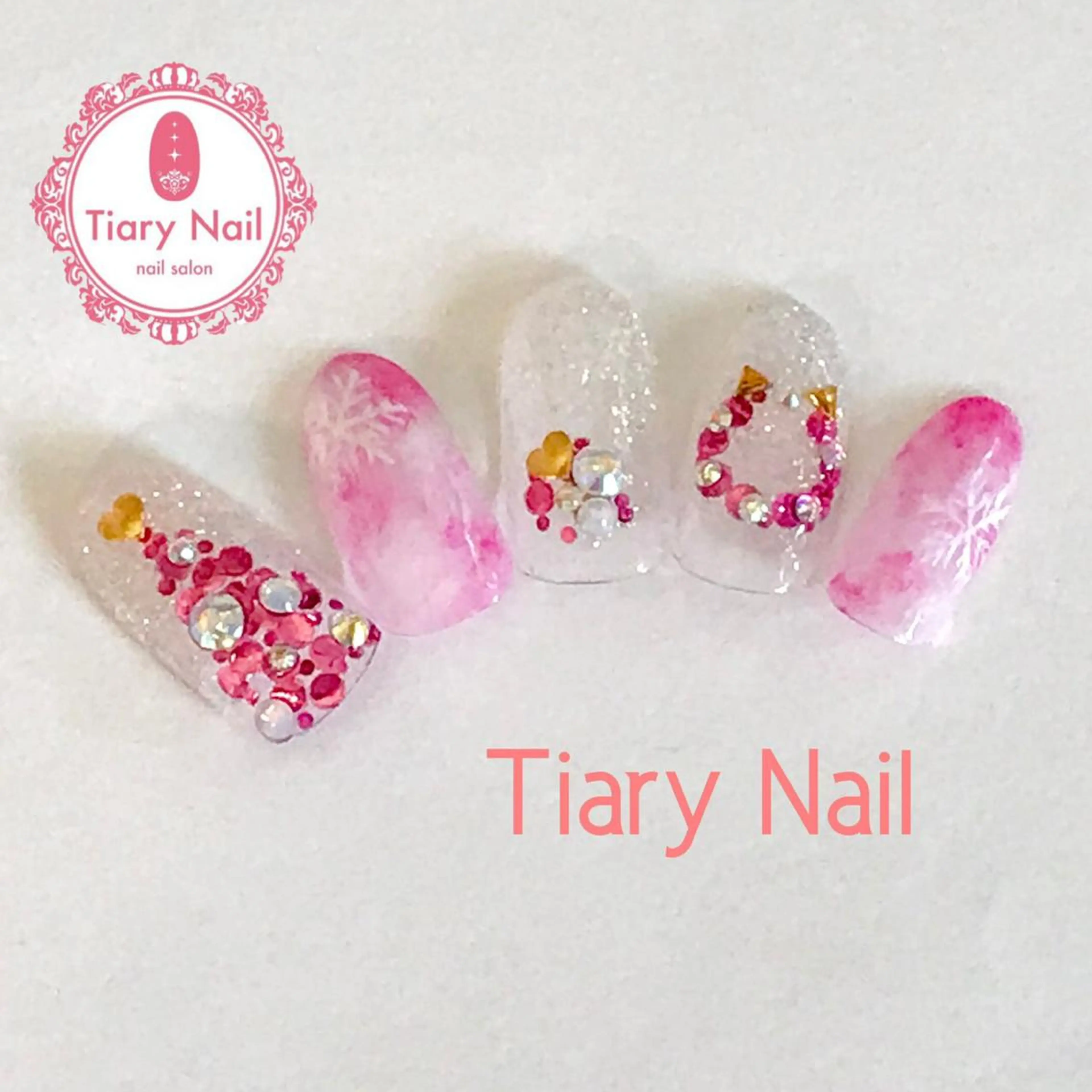 ネイル tiarynail K K🐼のネイルデザイン