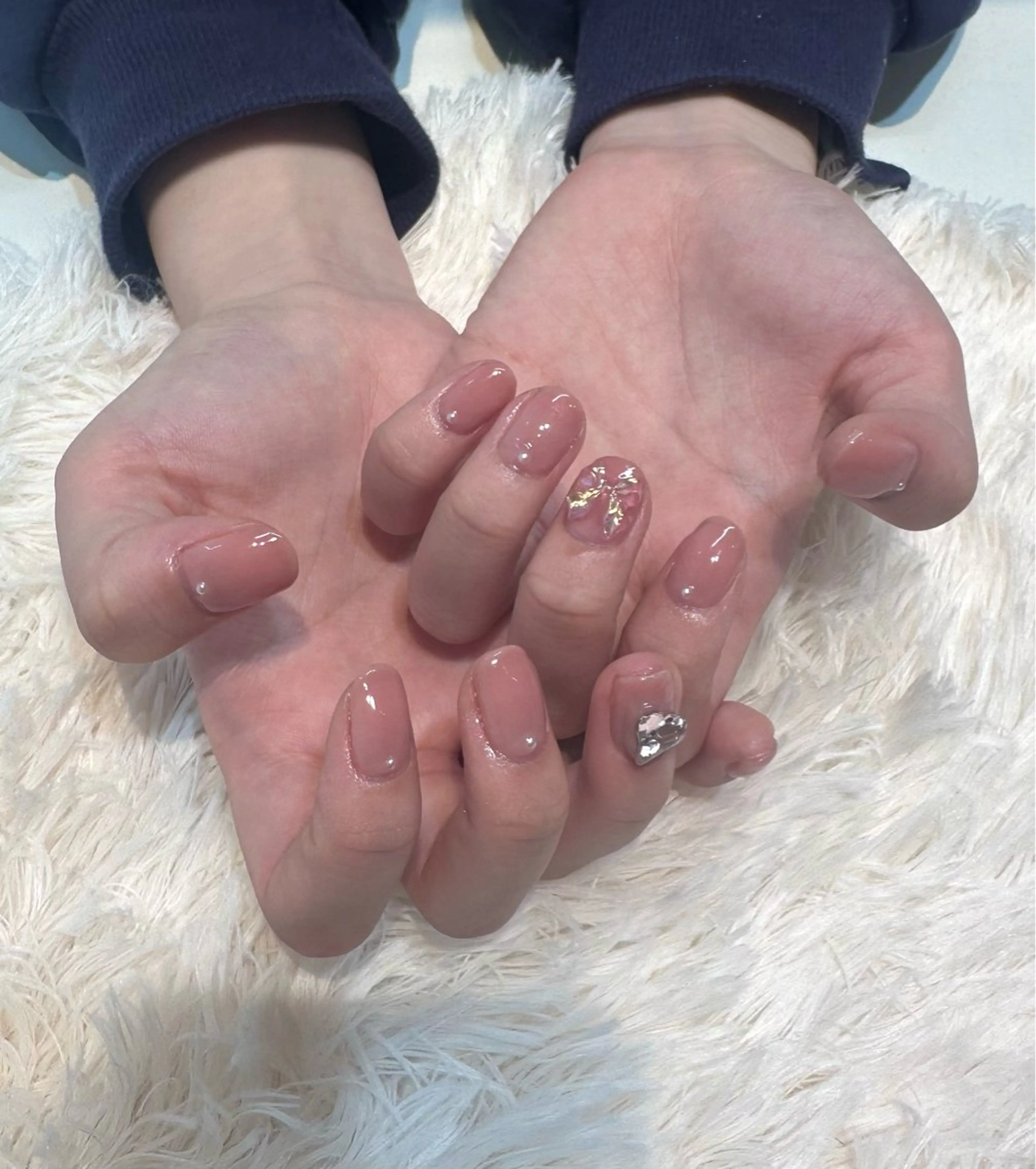 ネイル ピンク ハンドネイル ハンドケア 𝒚𝒖𝒛𝒖 ˖ ࣪⊹のネイルデザイン