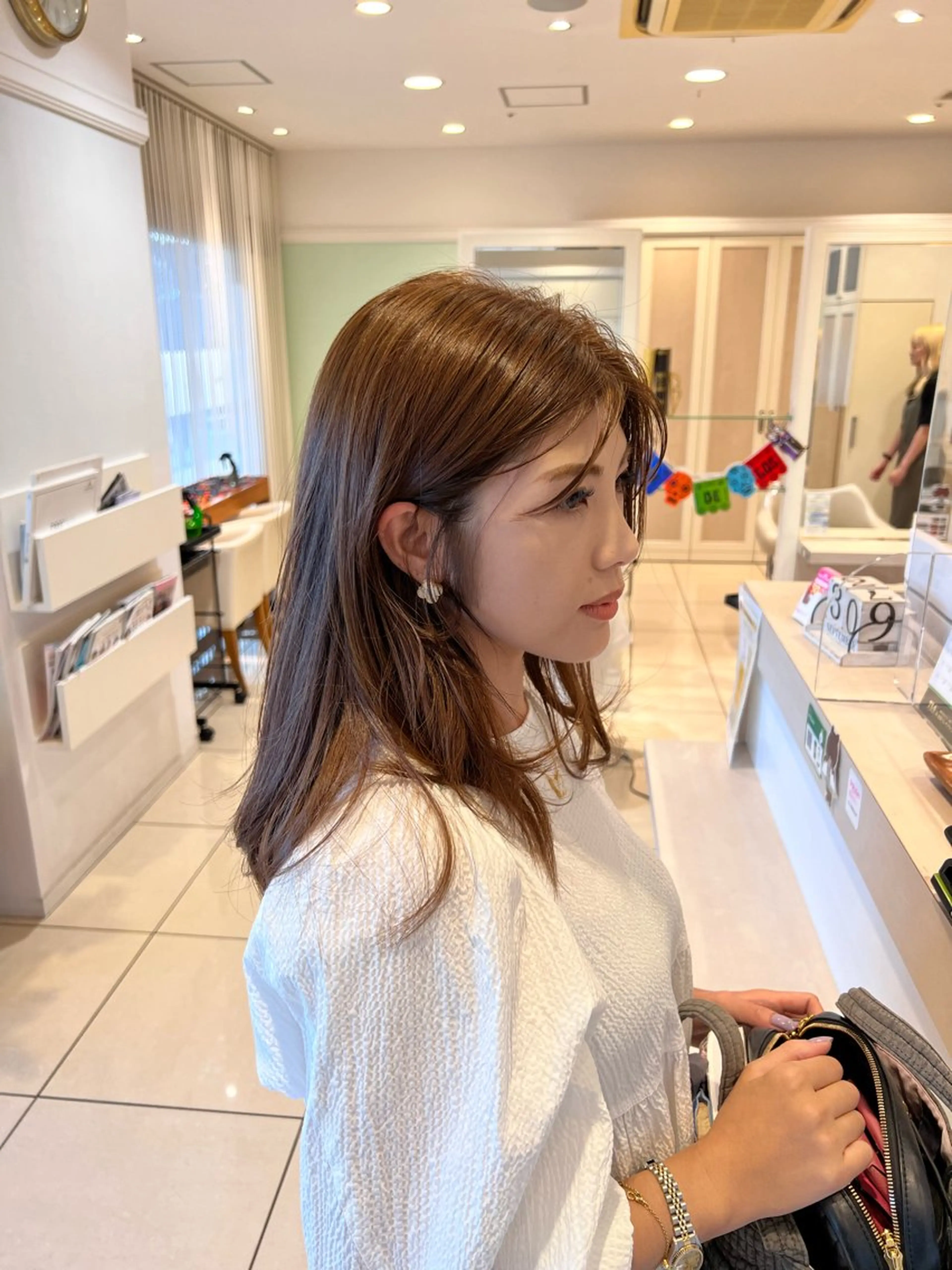 セミロング カット ヘアカラー トリートメント 金子 直樹のヘアスタイル