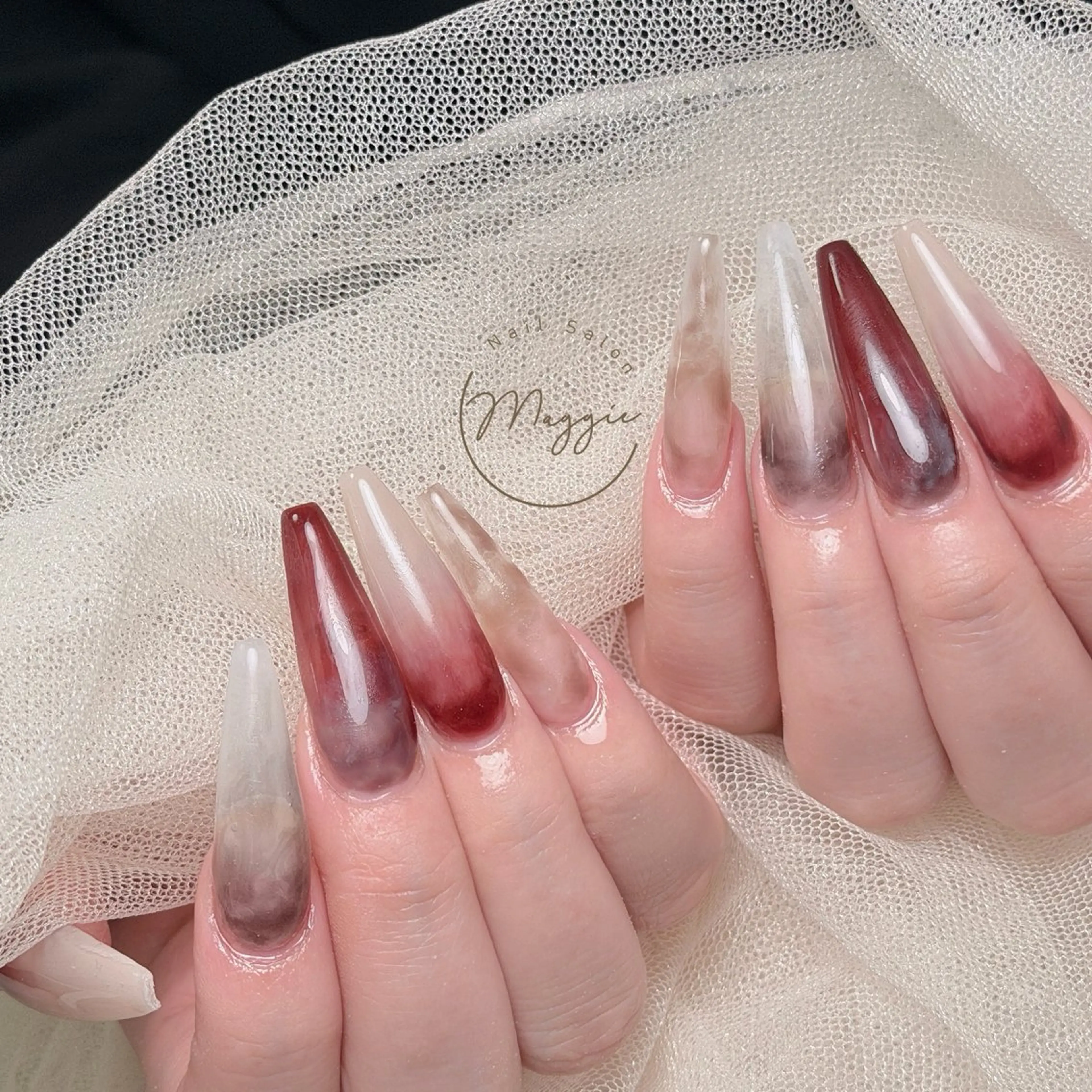 ネイル Maggie Nail🦩のネイルデザイン