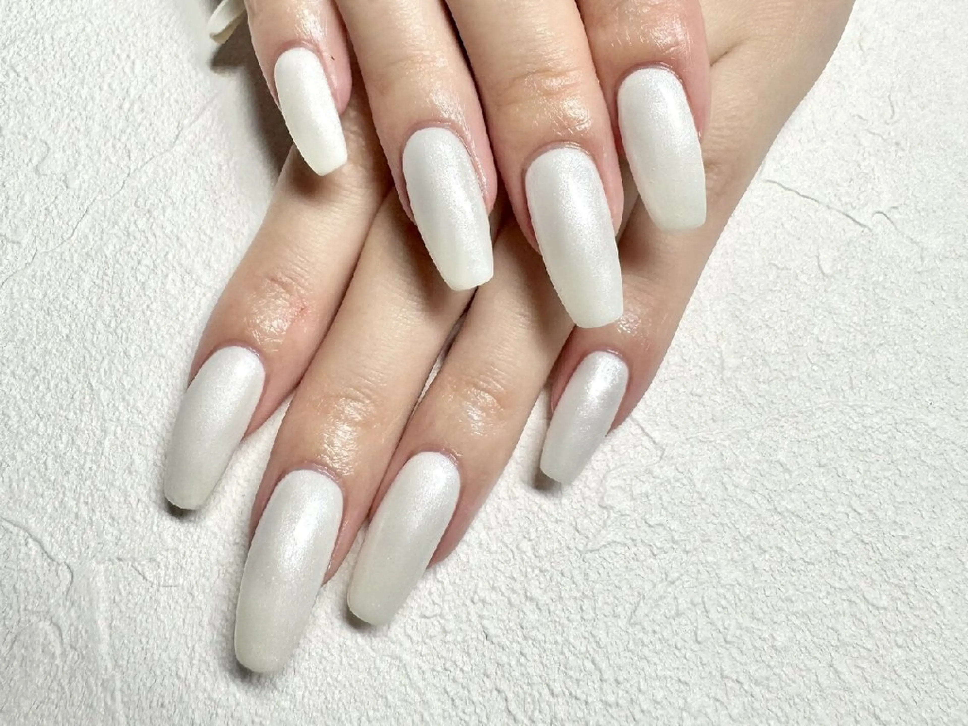 ネイル 入学式 卒業式 韓国ネイル ワンカラーネイル ホワイト JULIE NAILのネイルデザイン