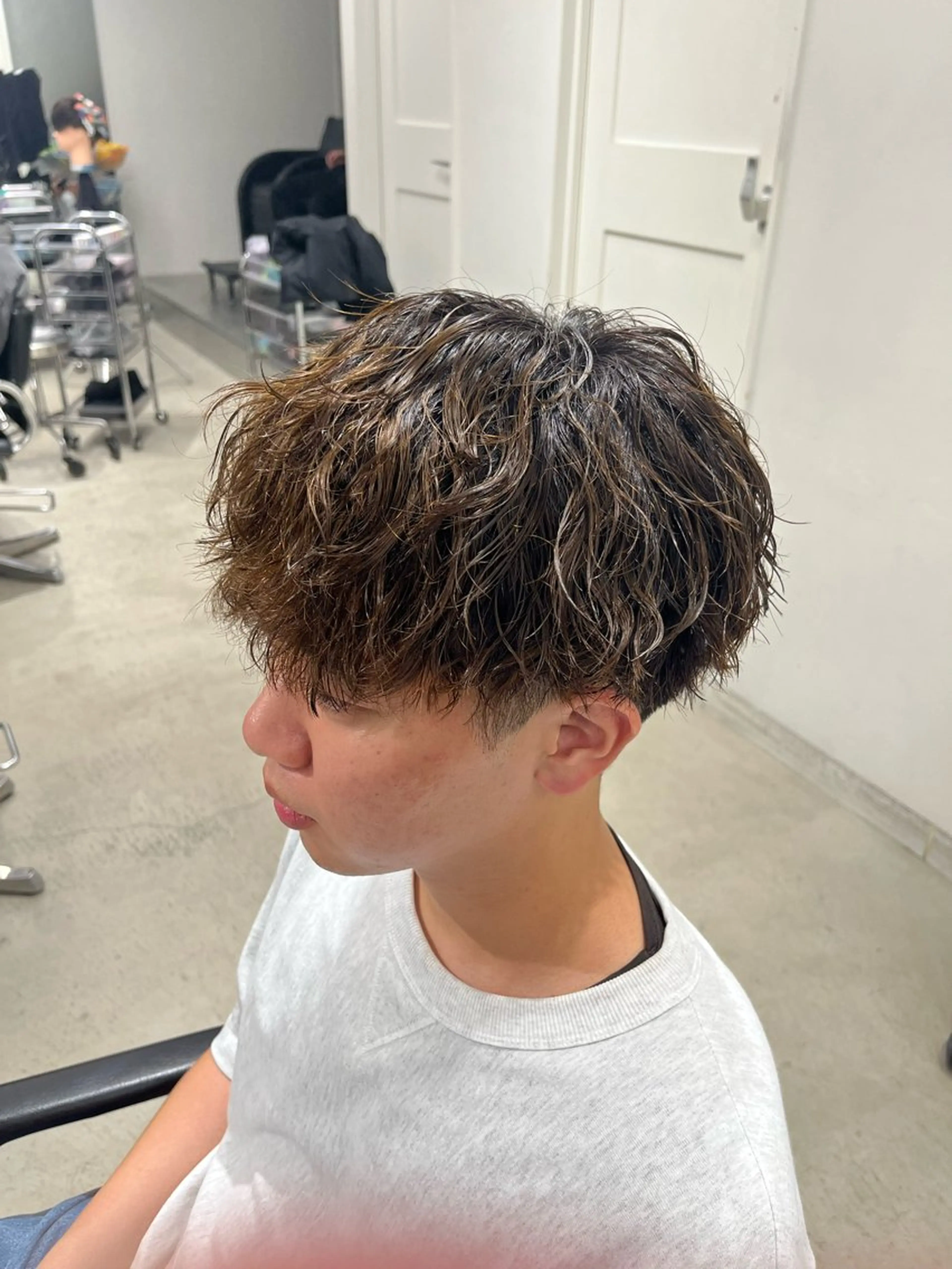 パーマ メンズ 深谷 侑亮のヘアスタイル