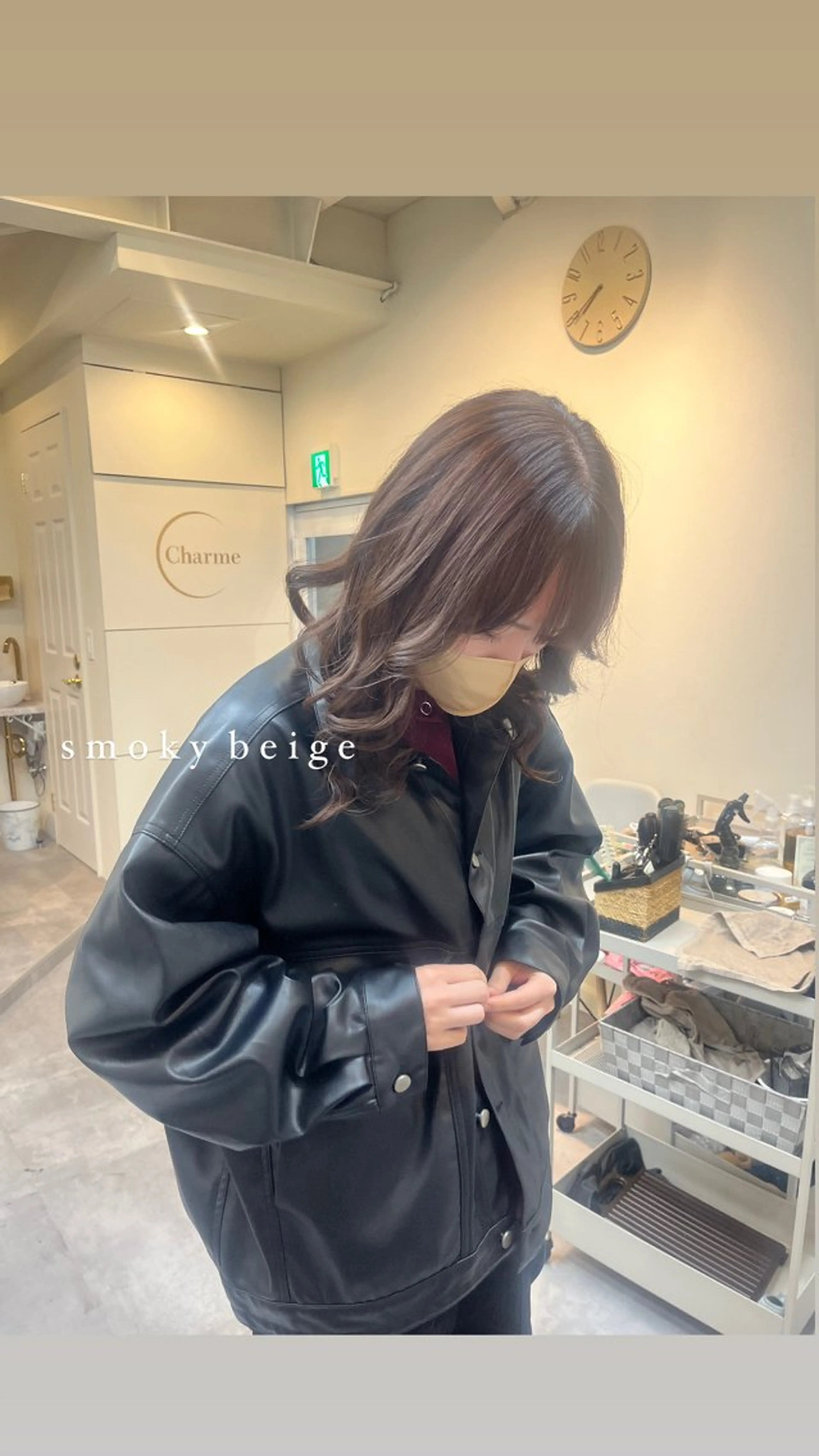 ミディアム ラベンダーベージュ カット ヘアカラー 佐藤 瑚碧のヘアスタイル