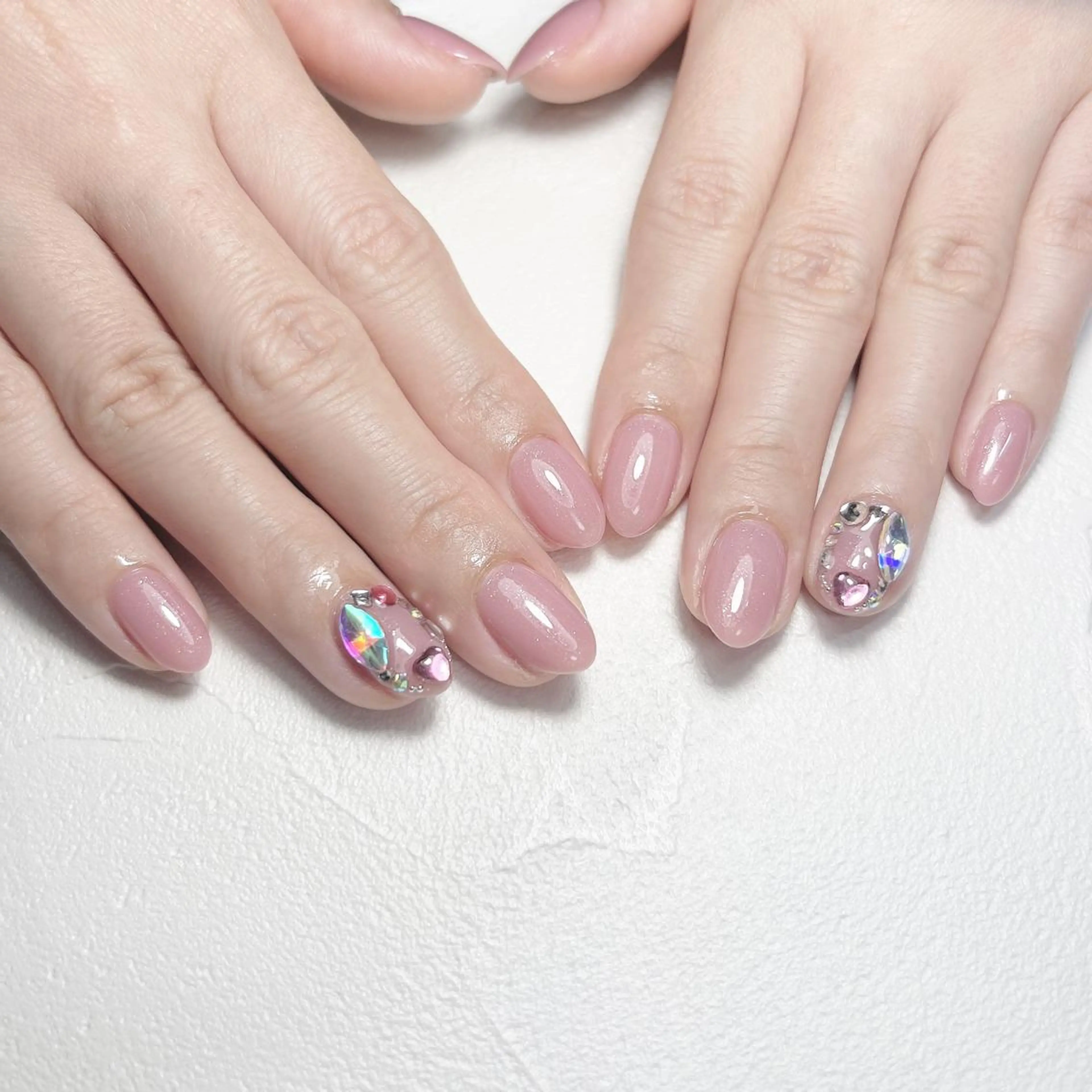 ネイル ワンカラーネイル ストーンネイル ワンホンネイル Room nailのネイルデザイン