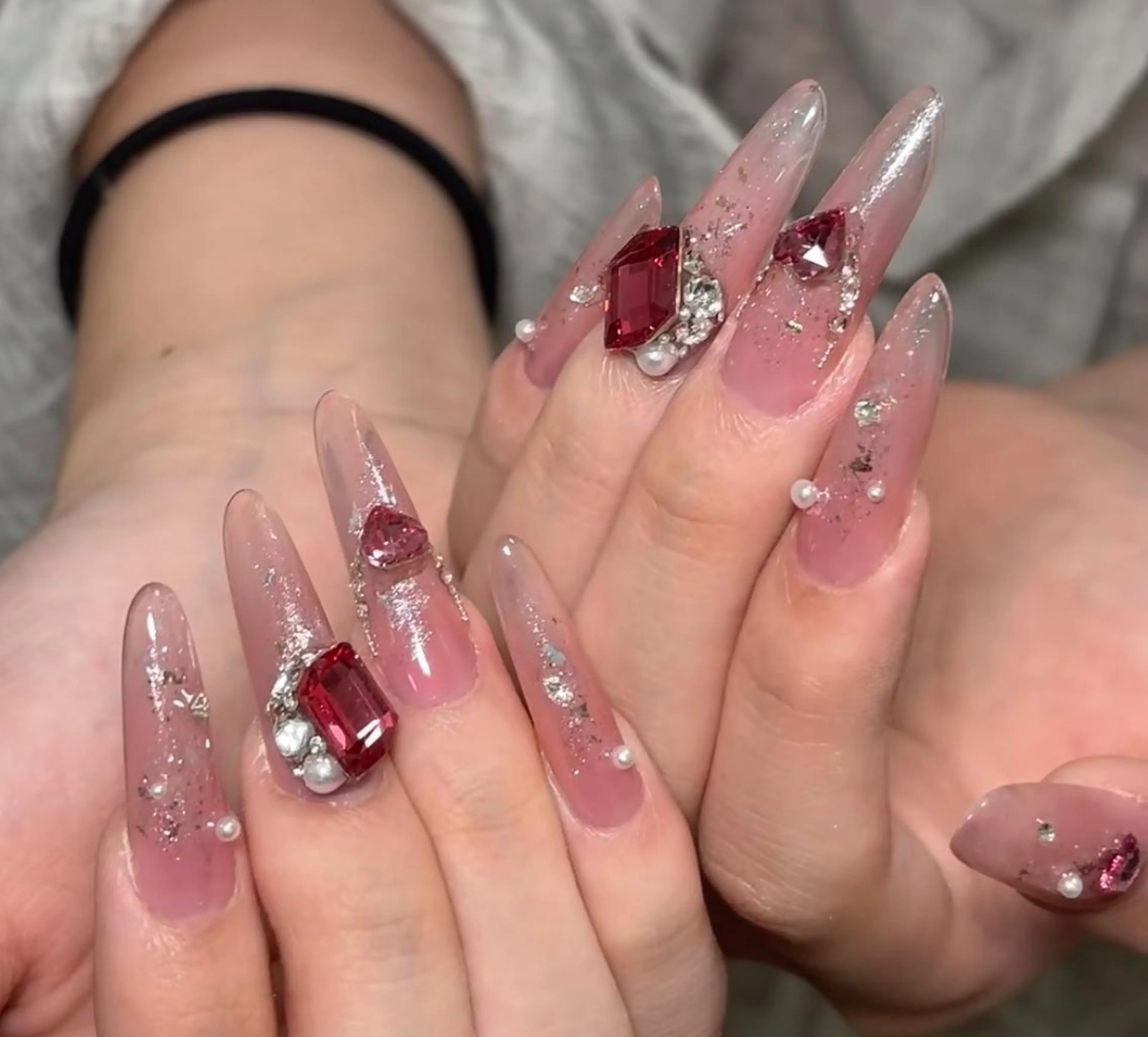 ネイル ハンドネイル エリ🫧 nail池袋東口のネイルデザイン
