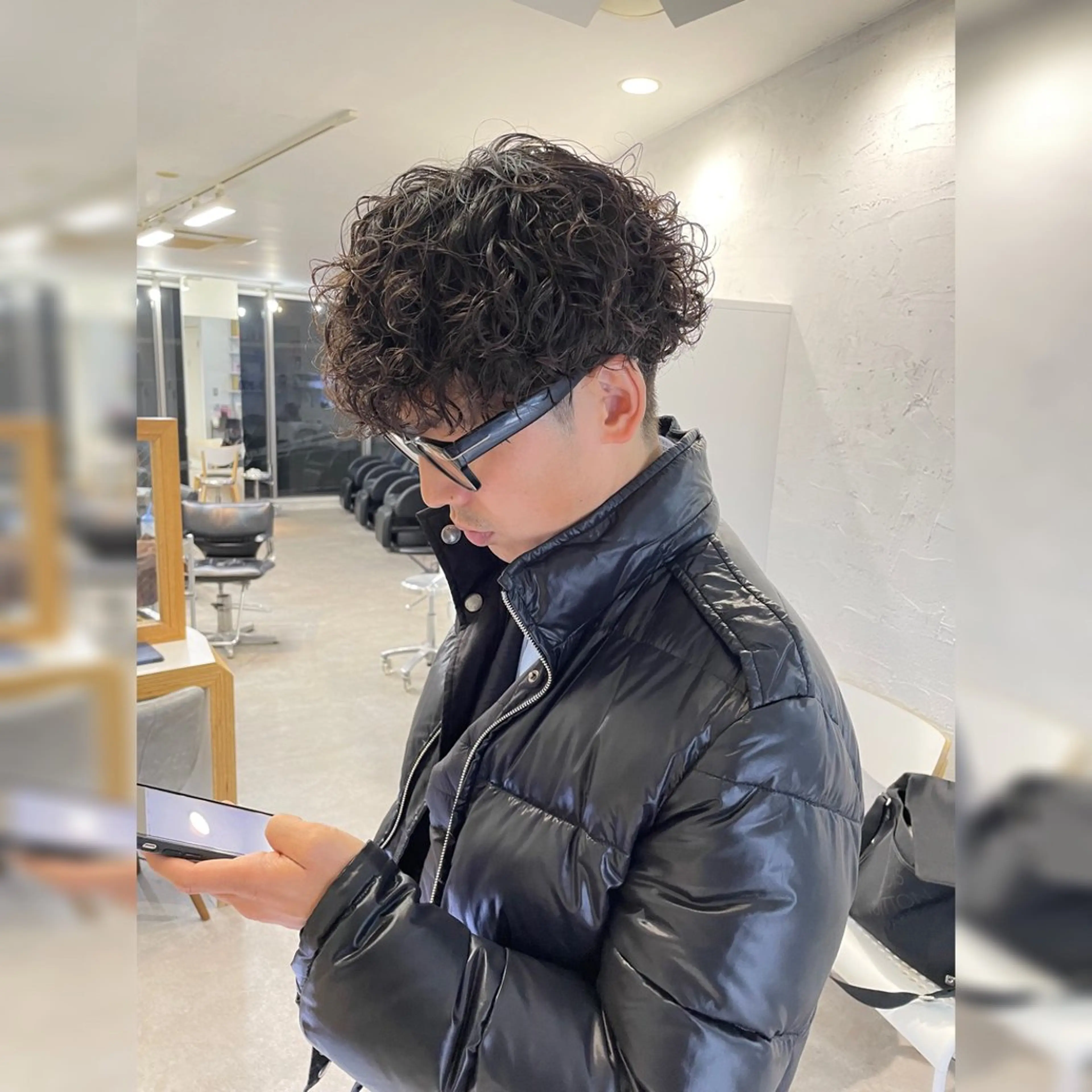 ショート カラー パーマ メンズ マッシュ メンズパーマ メンズツイストパーマ ツイストスパイラルパーマ 波巻きパーマ メンズパーマ特化 園田翔大のヘアスタイル