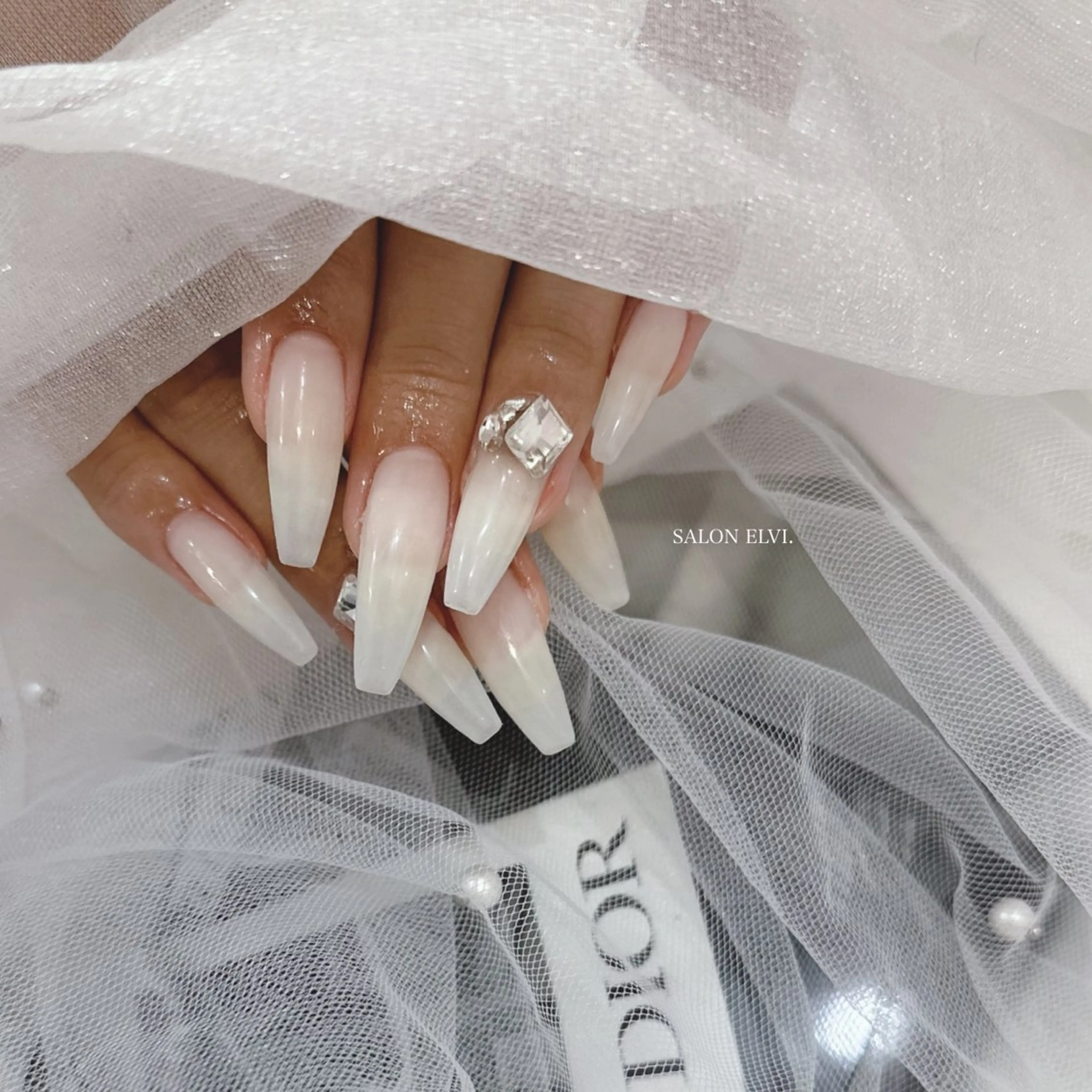 ネイル SALON ELVI.所属・SALON ELVI.のネイルデザイン