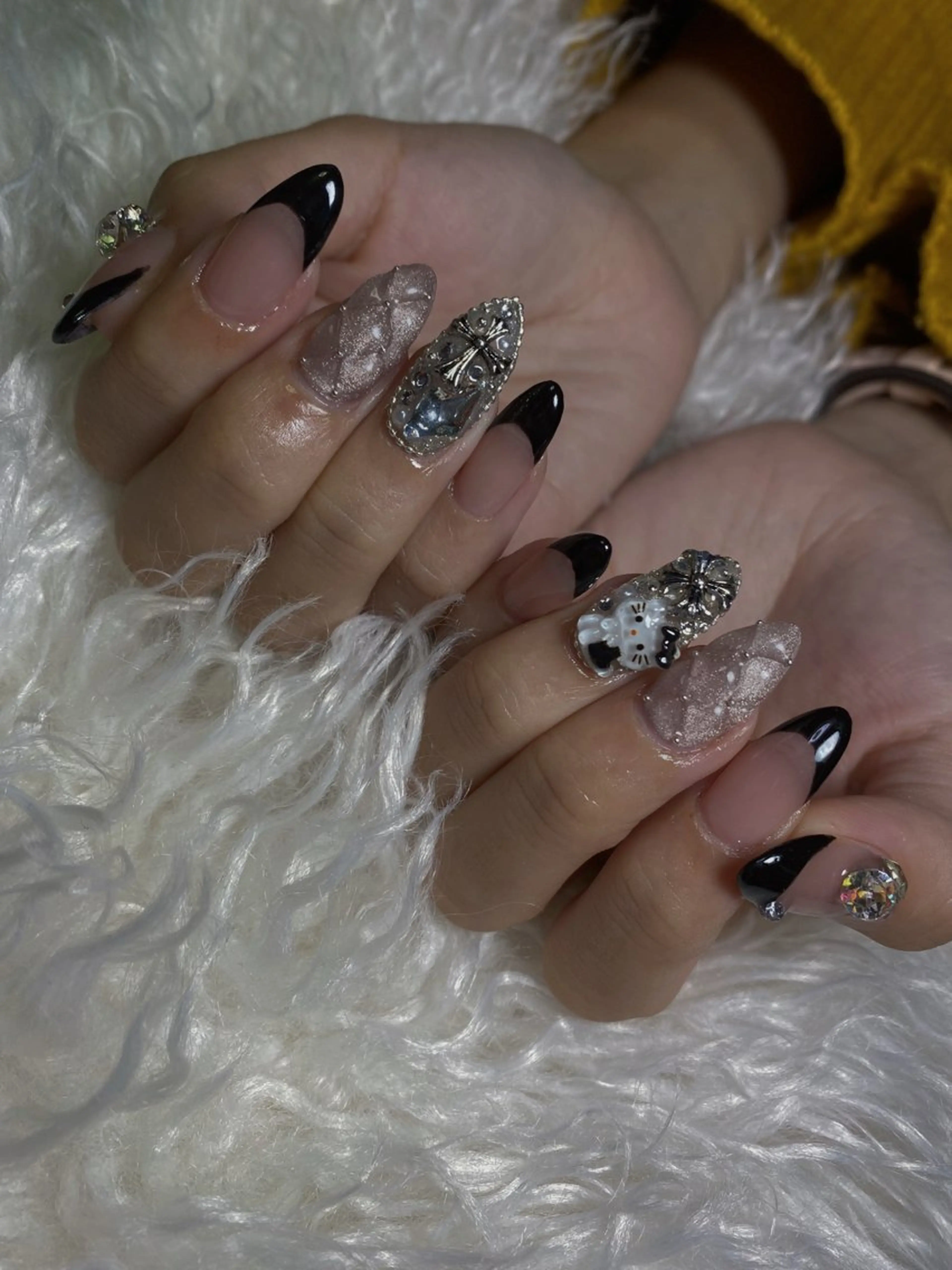 ネイル n o q r m. n a c h iのネイルデザイン