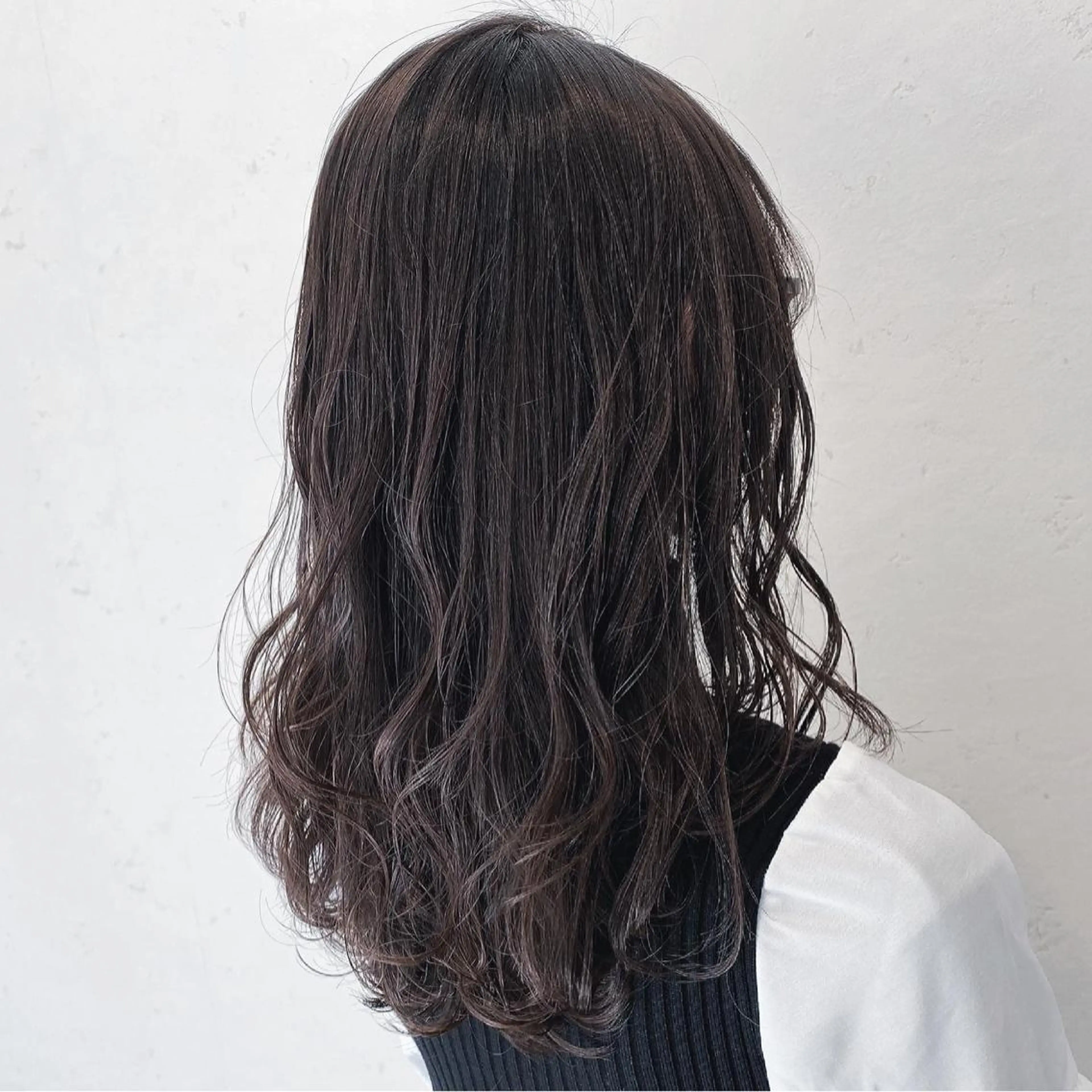 セミロング カラー 伊藤 さやかのヘアスタイル