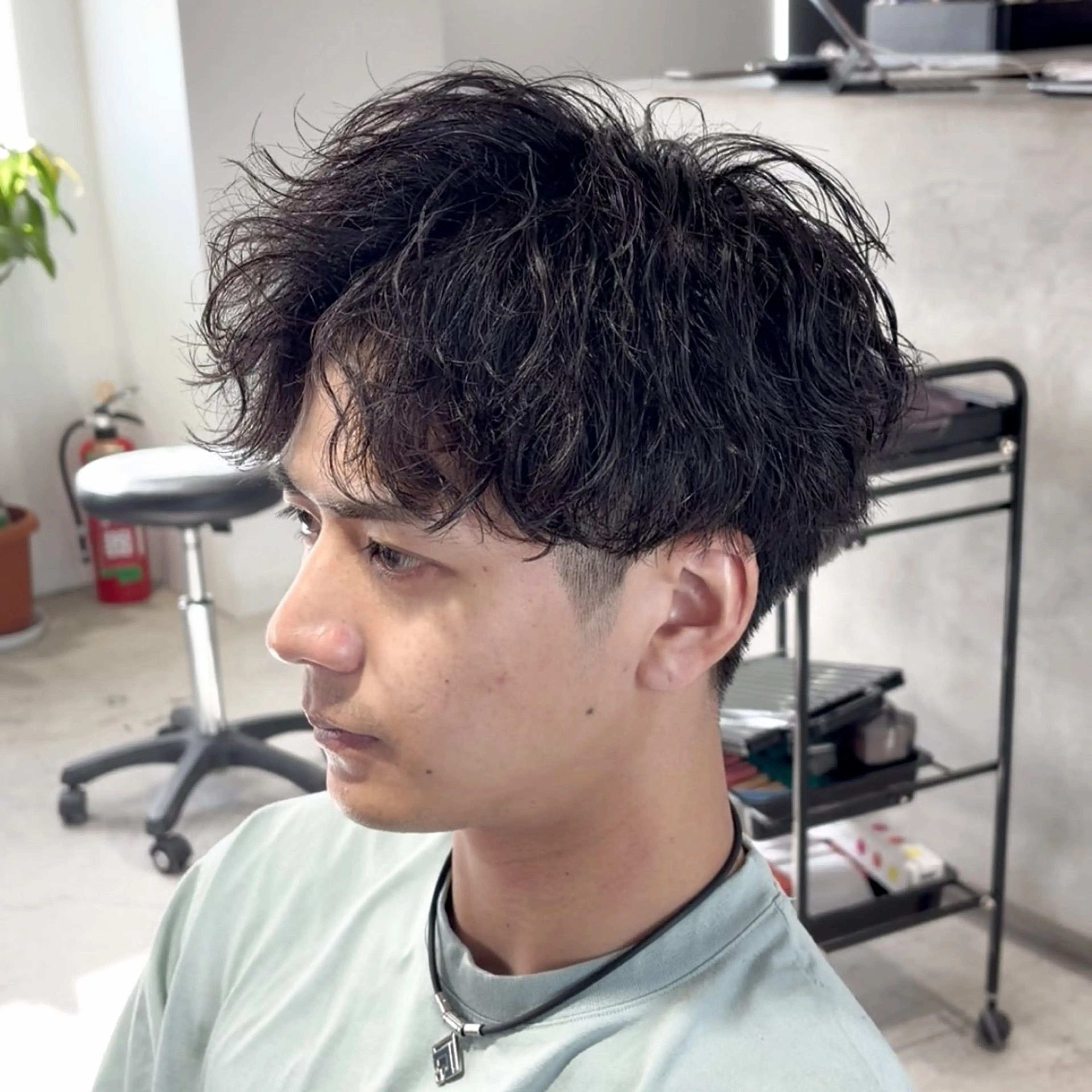ショート パーマ ツイストスパイラルパーマ スパイラルパーマ カット パーマ メンズパーマ Dover島村祐輝のヘアスタイル