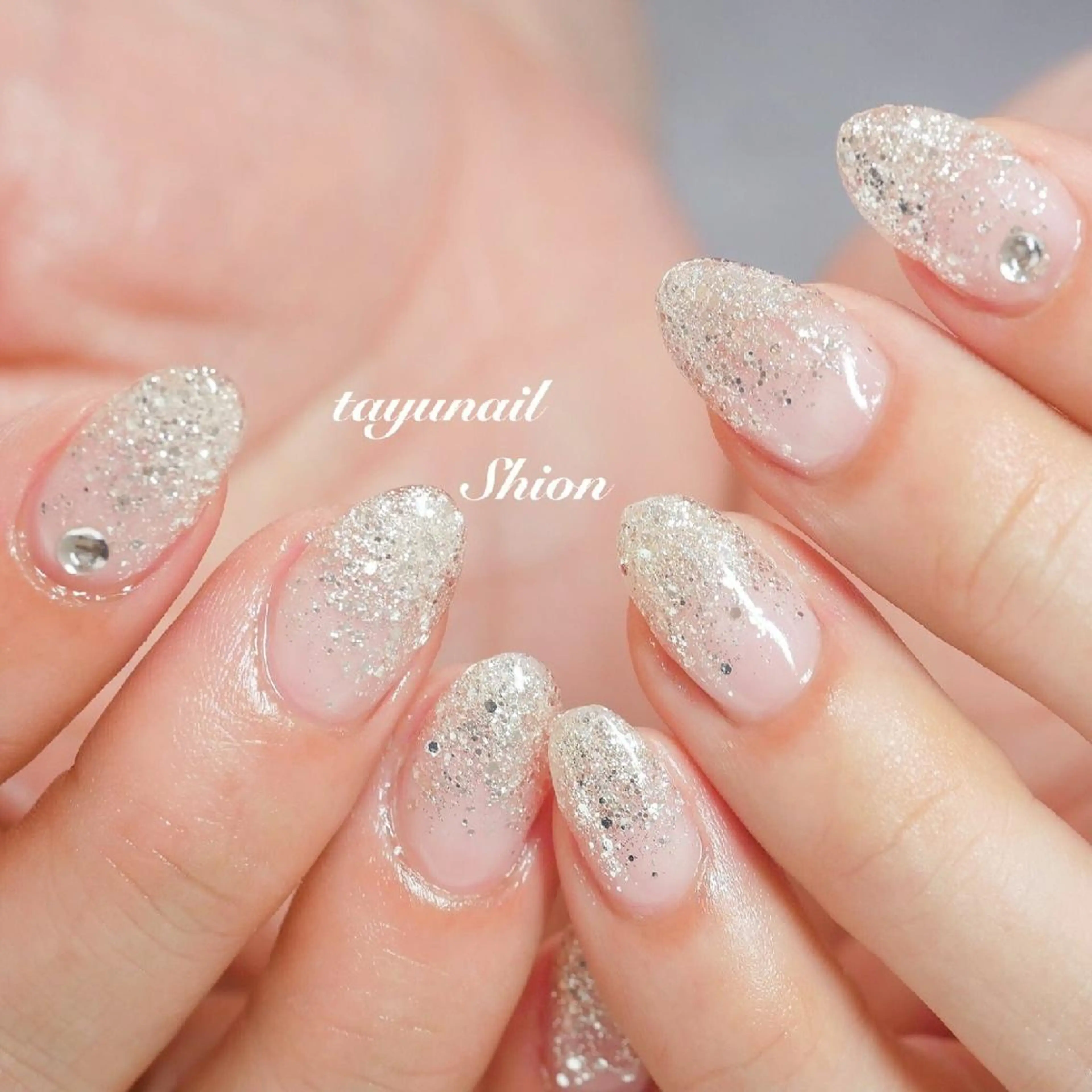 ネイル ブルー ジェルネイル グラデーション キラキラネイル ラメ(グリッター) ネイルサロン 【たゆnail】のネイルデザイン