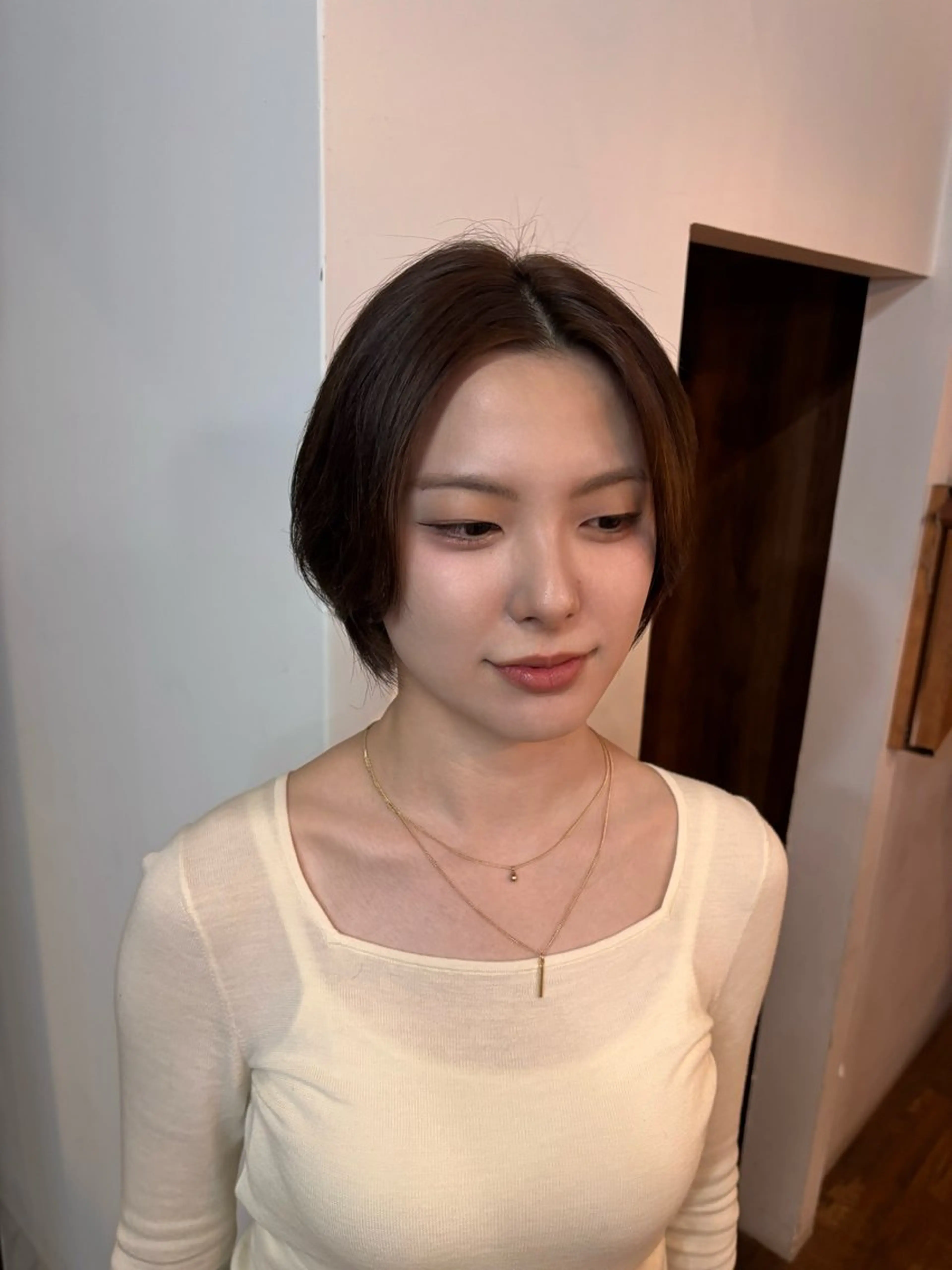ショート カラー loty すずなのヘアスタイル