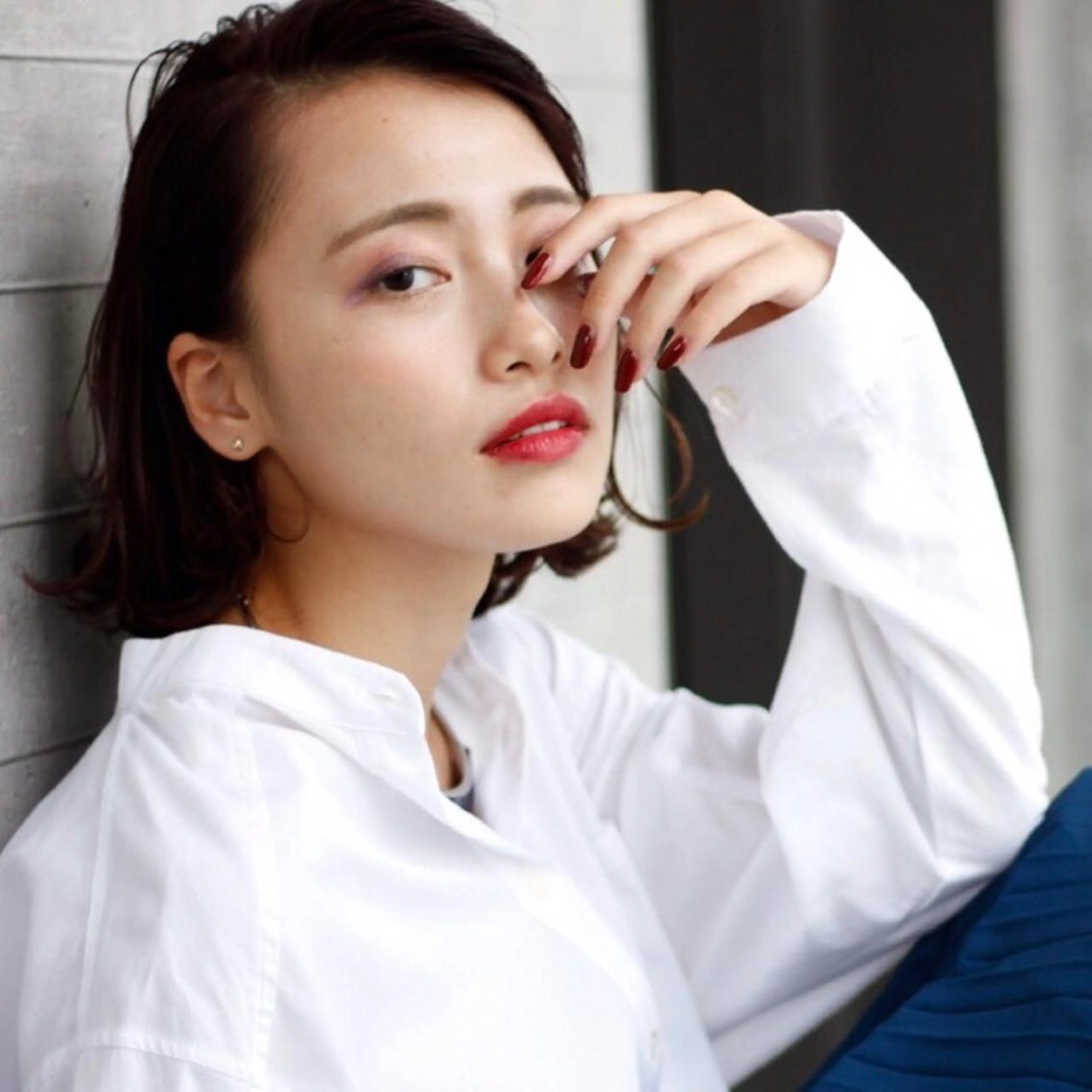 ミディアム 髙井 麻帆のヘアスタイル