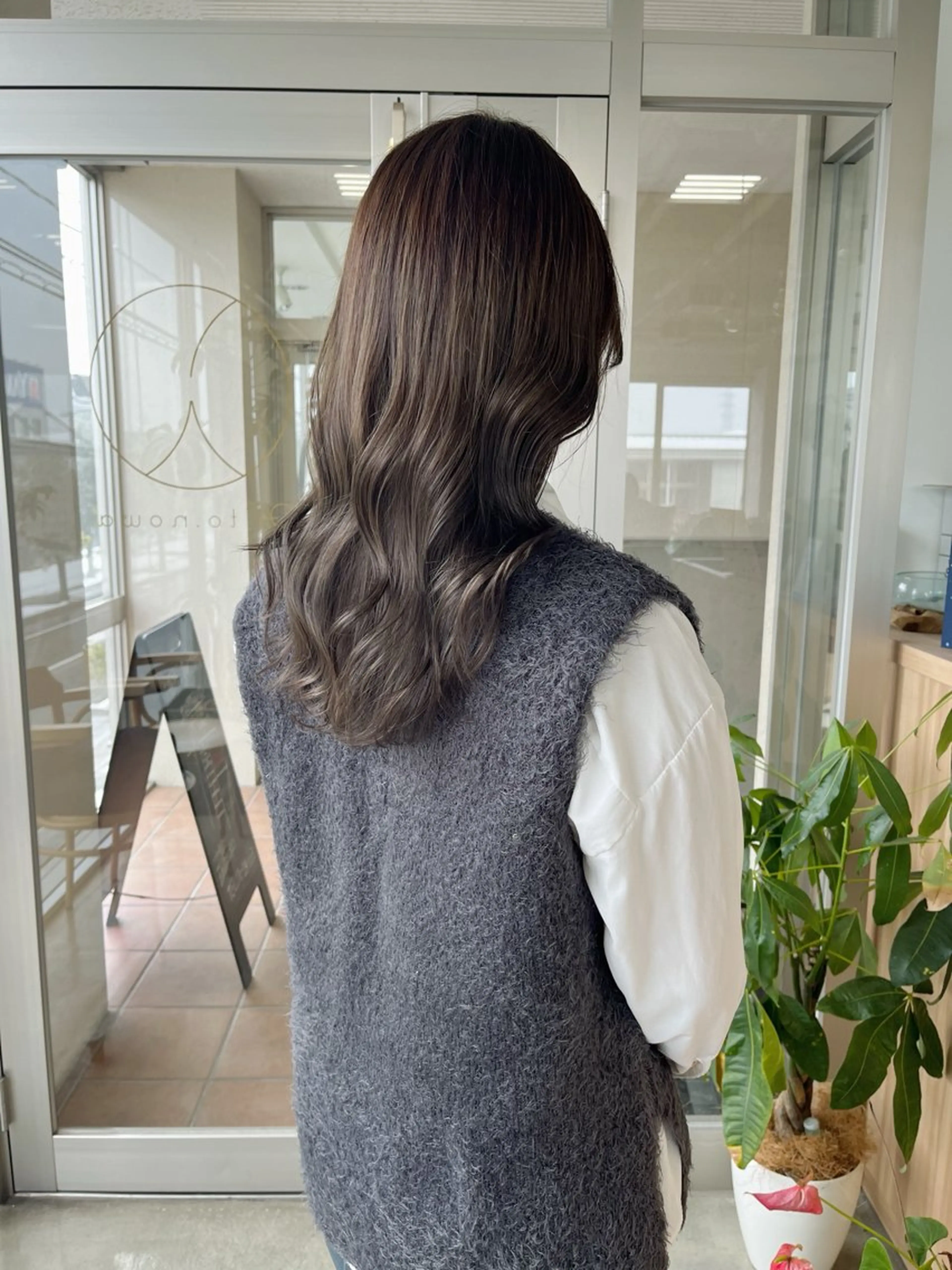 セミロング カット ヘアカラー トリートメント 荒川泰輝/オリーブ カラー/透明感カラーのヘアスタイル