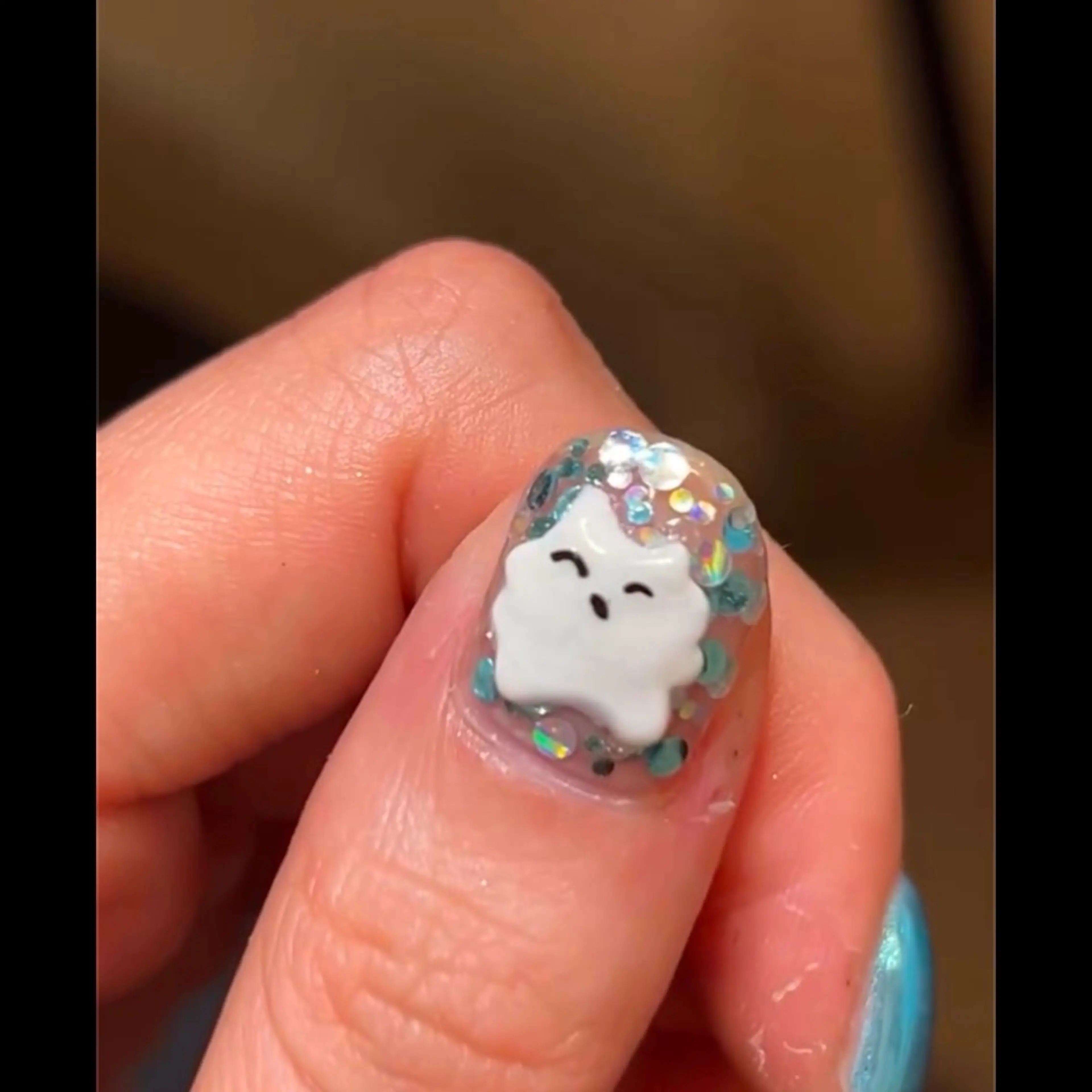 ネイル miku・:*+ angelicaのネイルデザイン