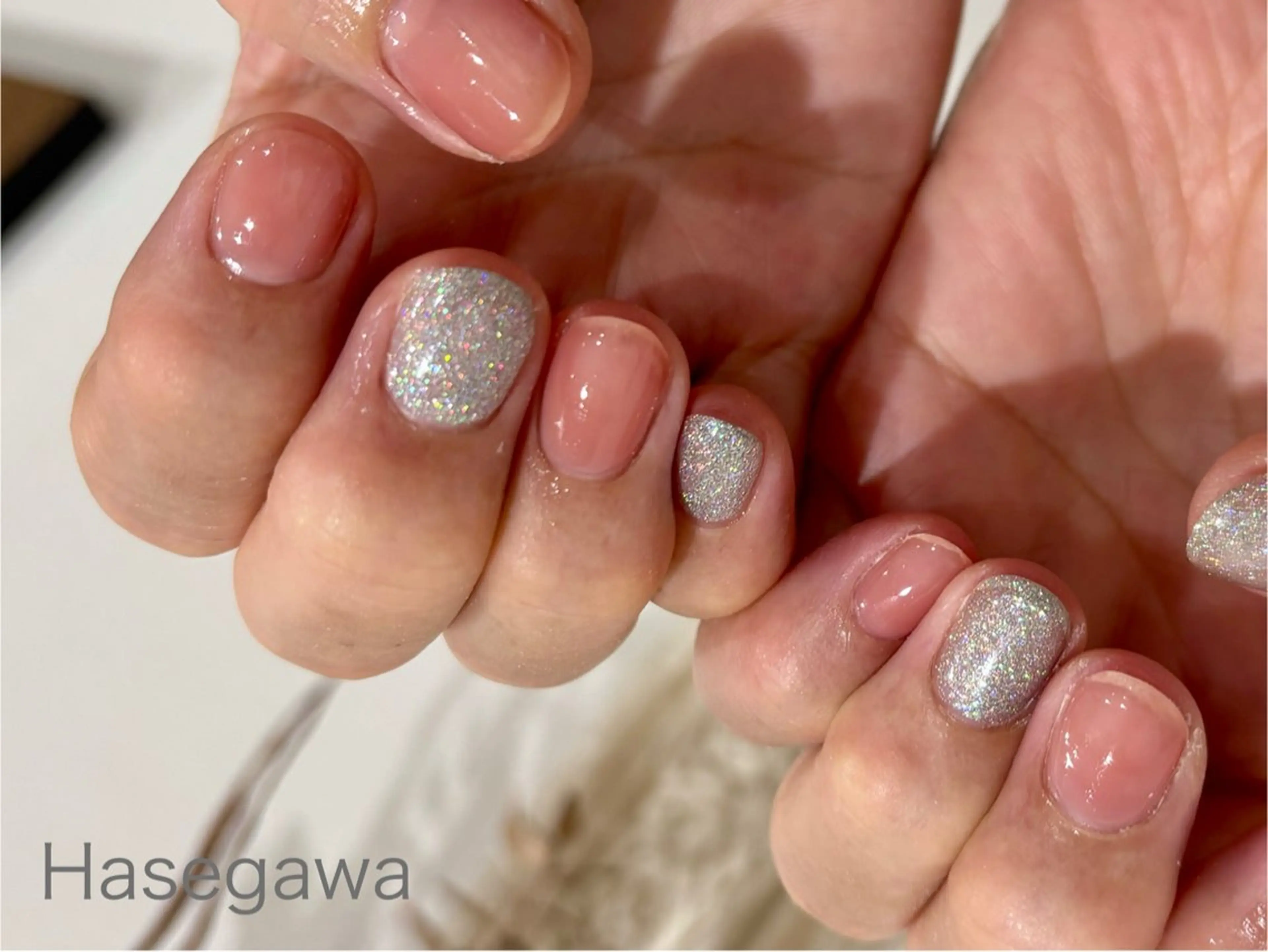 ネイル ラメ(グリッター) ピンク ピンクベージュ DROP 長谷川のネイルデザイン