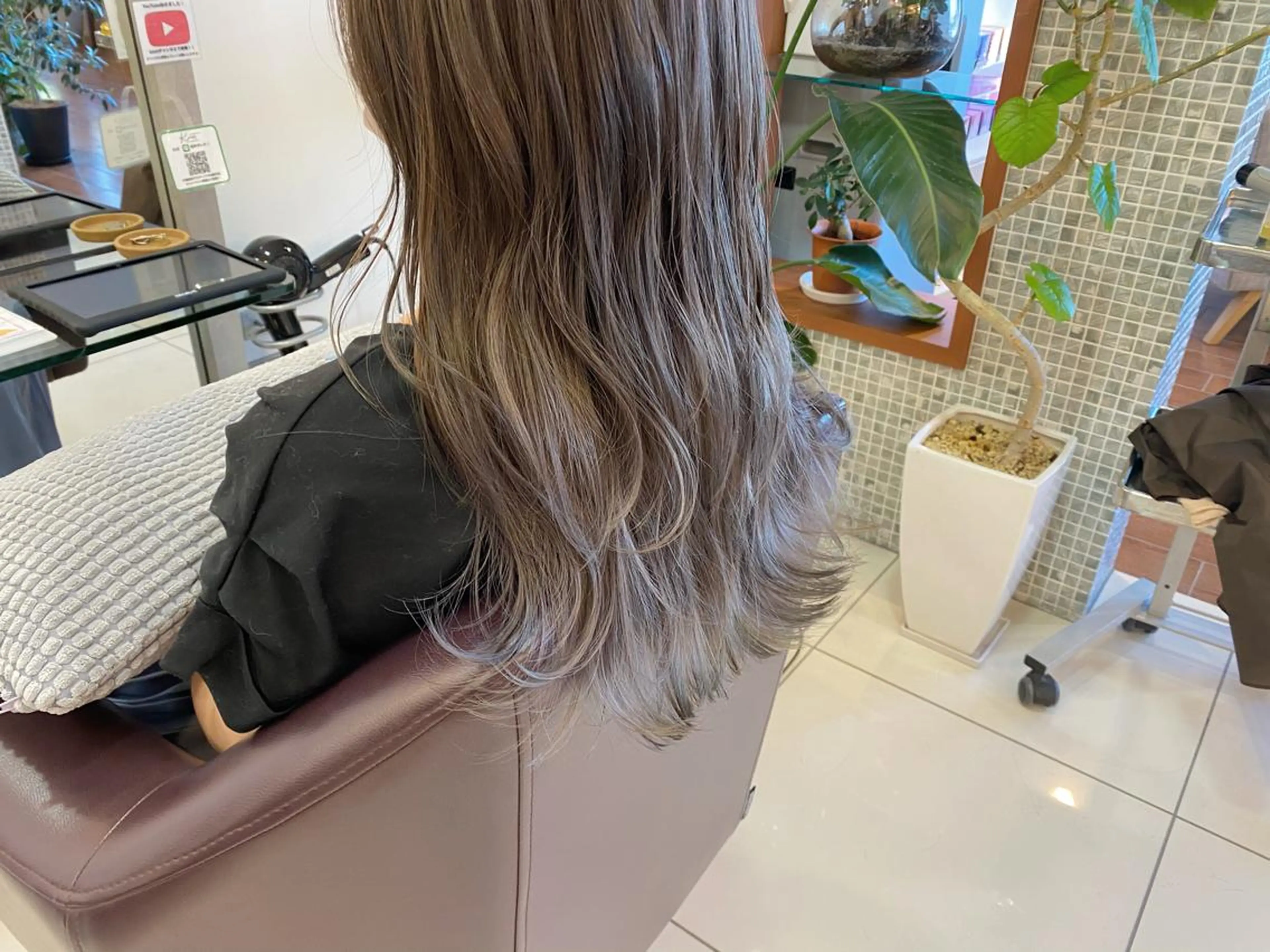 ロング カラー ハイライトカラー ハイライト カット ヘアカラー トリートメント 鈴木 翔梧のヘアスタイル