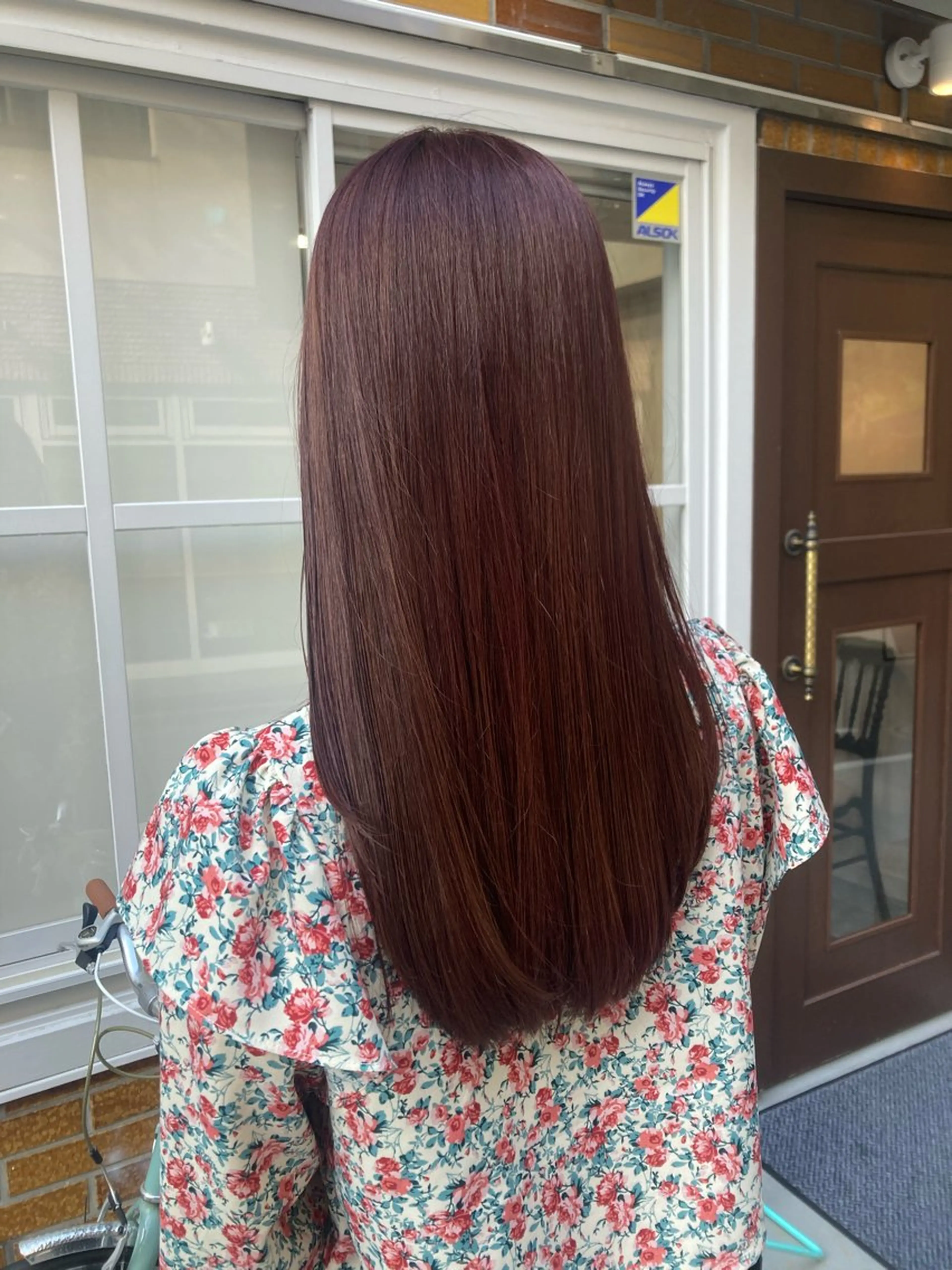 ロング 暖色カラー💞 菊地しおんのヘアスタイル