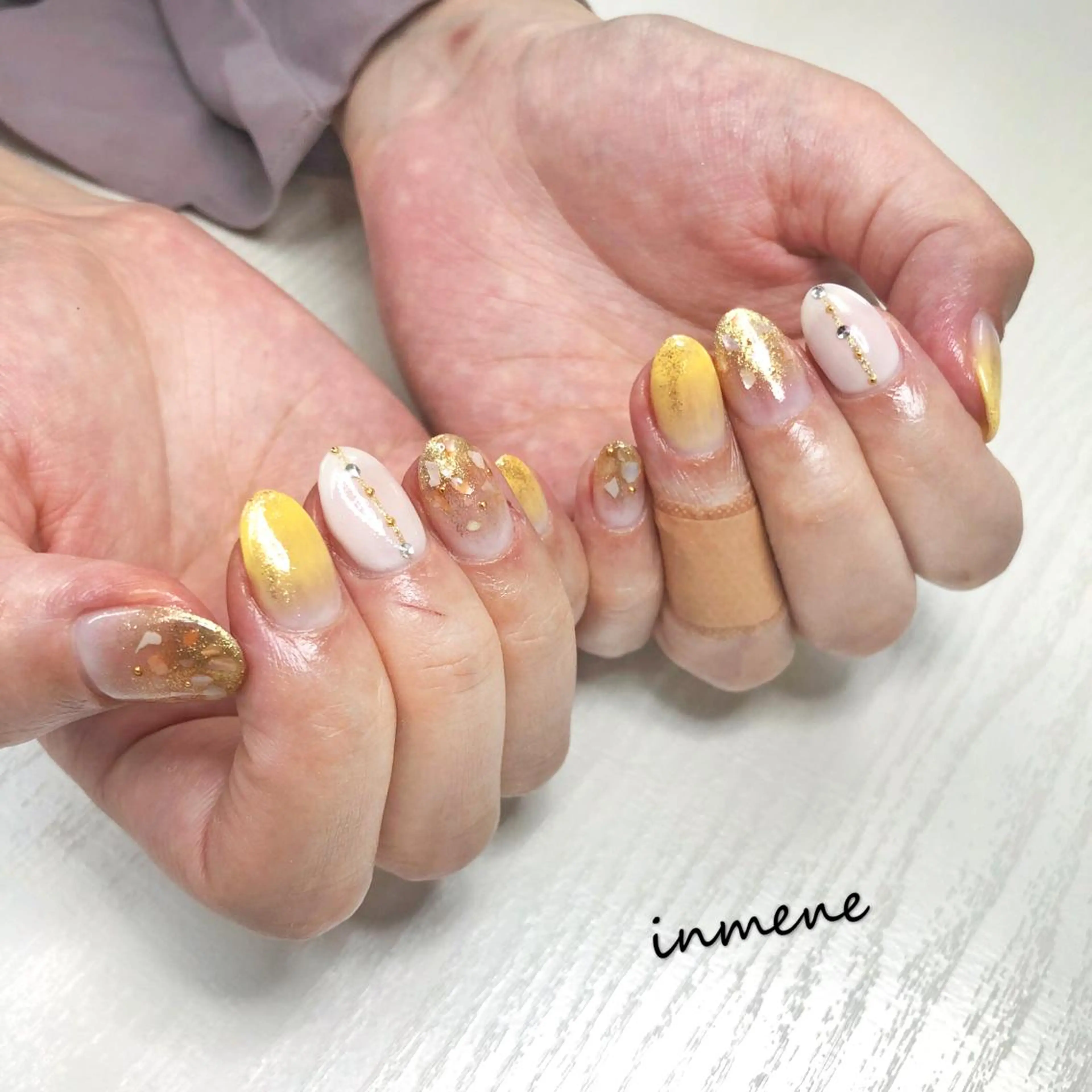 ネイル ハンドネイル IN MENEのネイルデザイン