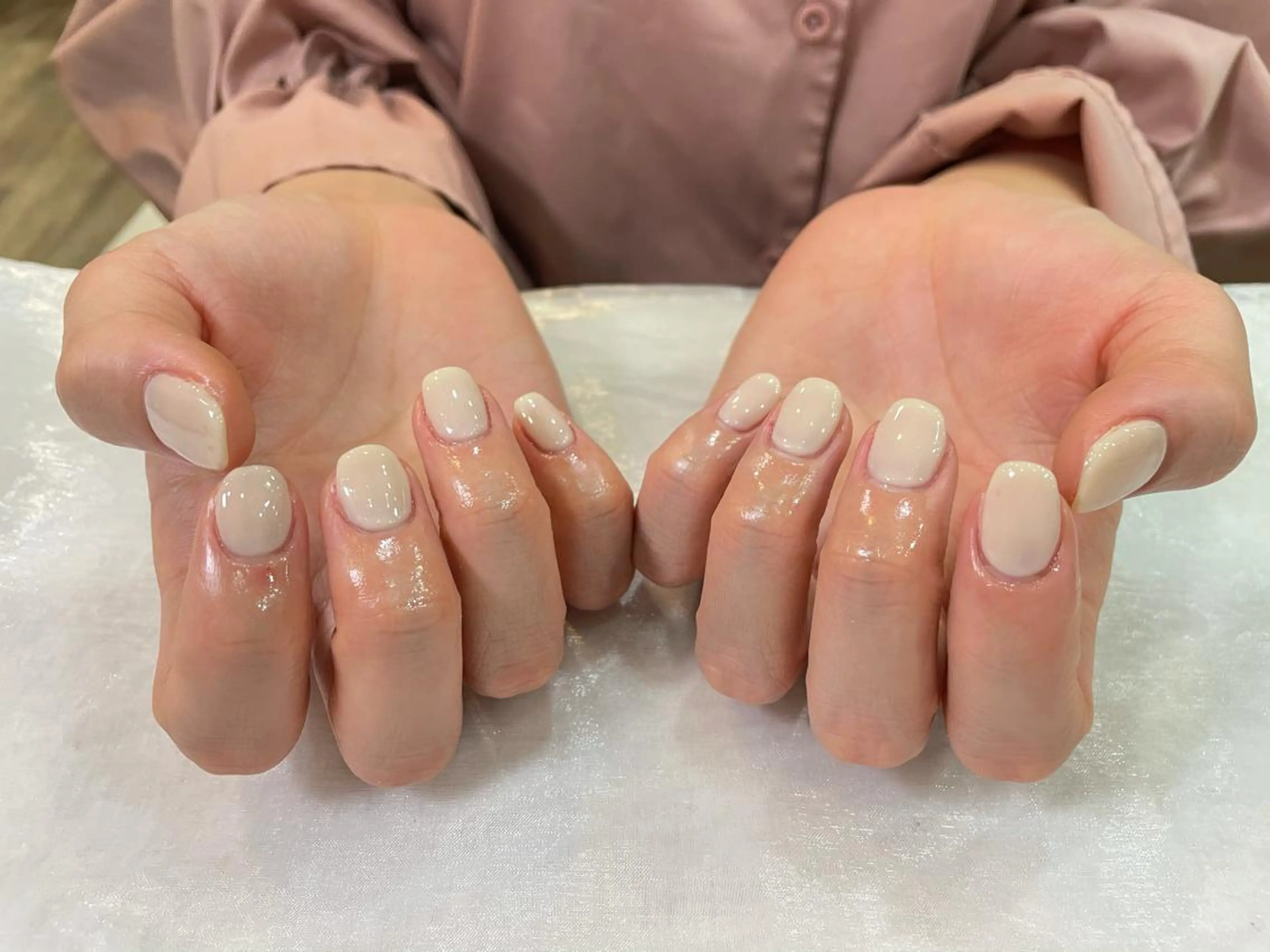 ネイル ハンドネイル ハンドケア はばすみれ🎀ﾈｲﾙ 光ﾌｪｲｼｬﾙ ﾍｱのネイルデザイン