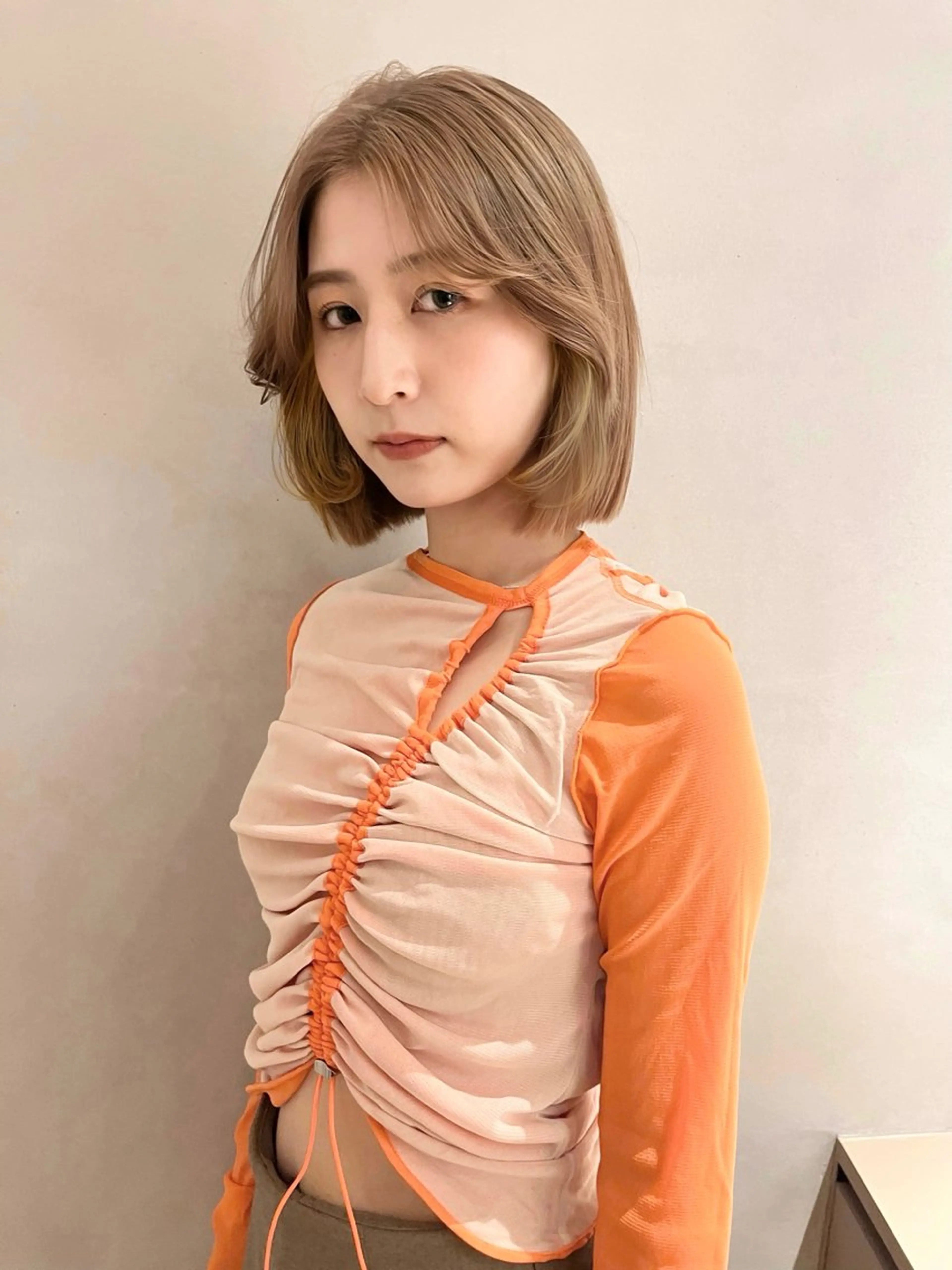 ミディアム カラー ブリーチ ケアブリーチ ボブ ヘアカラー トリートメント 🩷ハイトーン透明感 レイヤー🩷ユリカのヘアスタイル