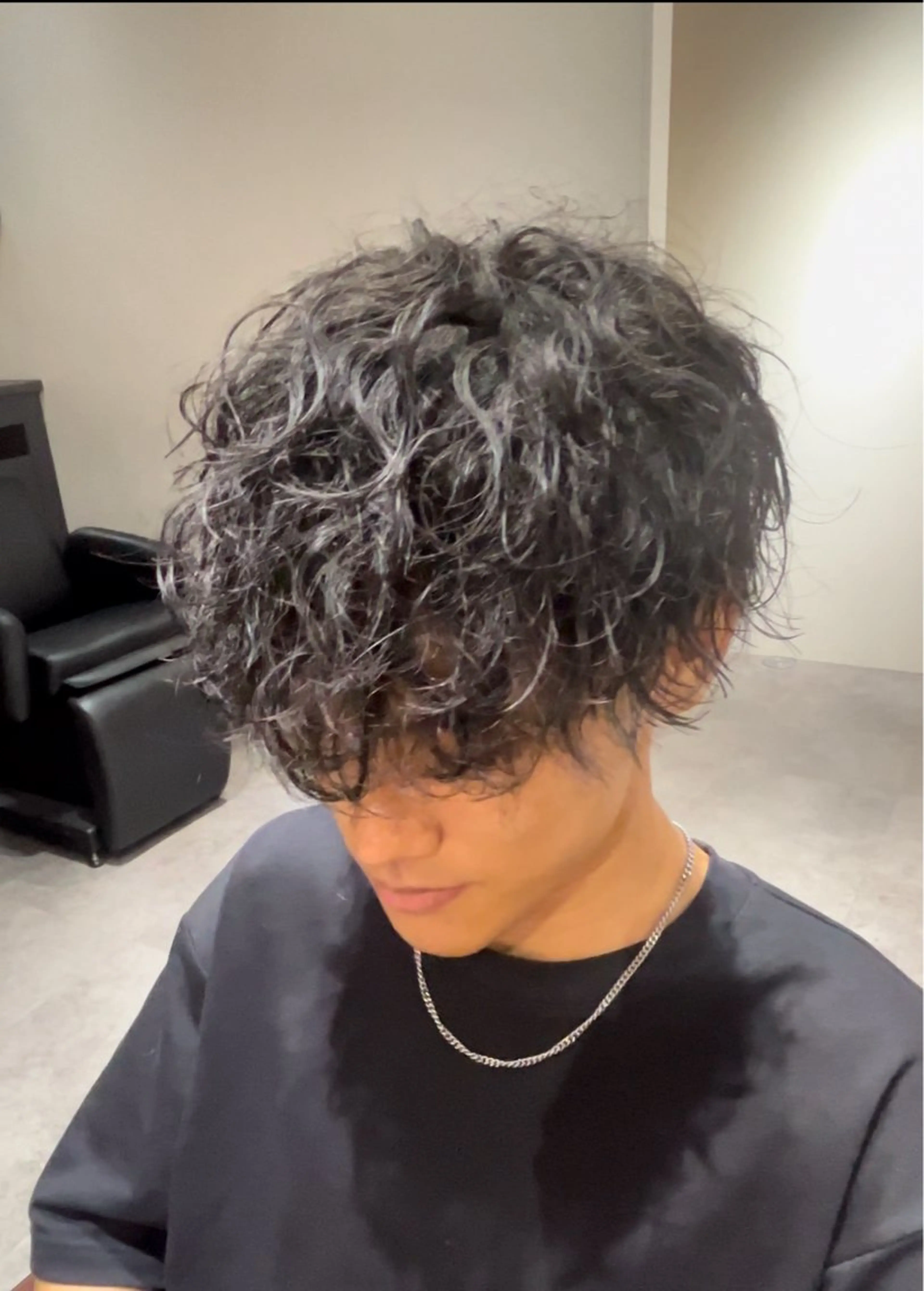 パーマ メンズ メンズパーマ 波巻きパーマ 雪音/美髪縮毛矯正 /ニュアンスパーマのヘアスタイル