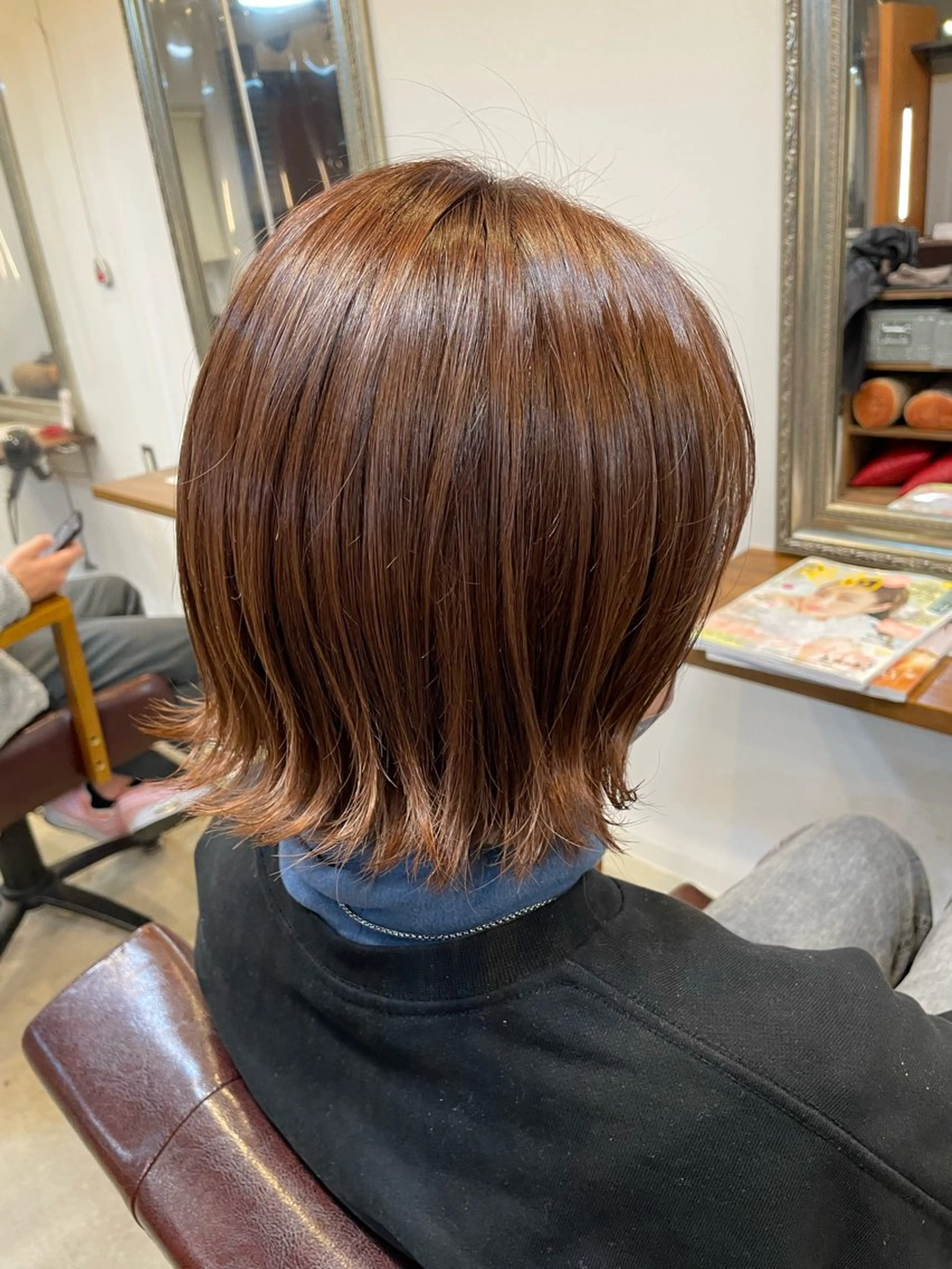 カラー ブラウンカラー オレンジ カット ヘアカラー 手塚 由佳のヘアスタイル